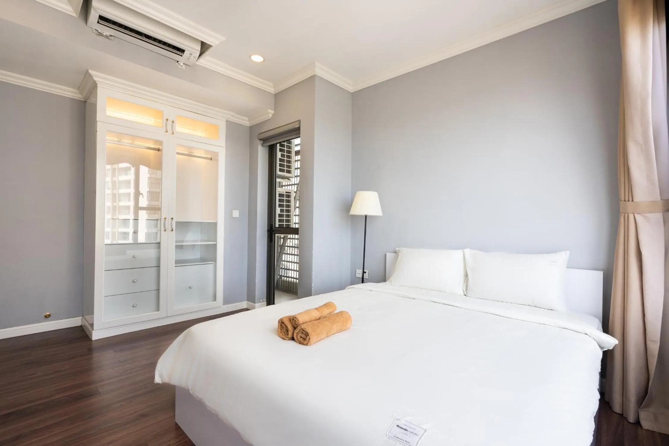 Bed in TeeUp Home - Infinity Pool Signature