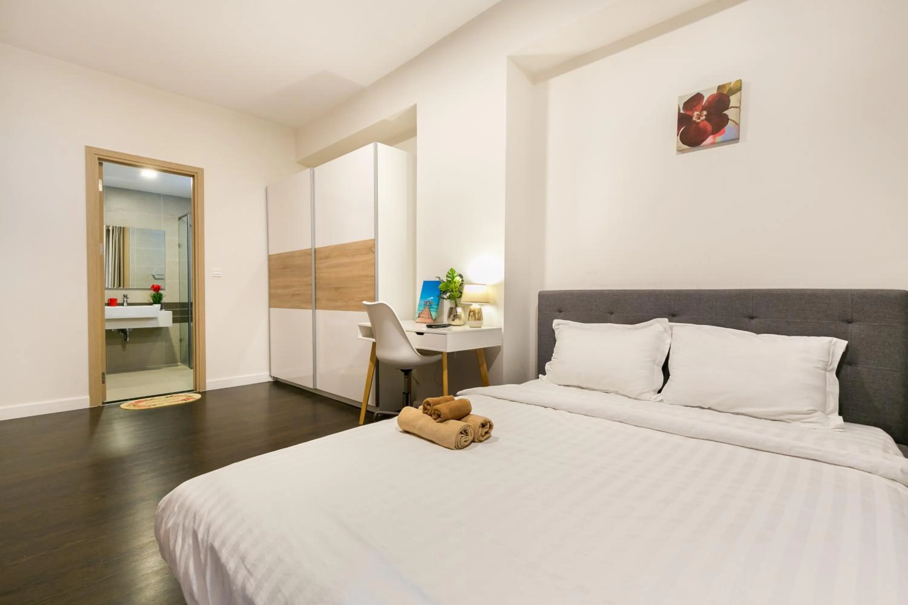 Bed in TeeUp Home - Infinity Pool Signature