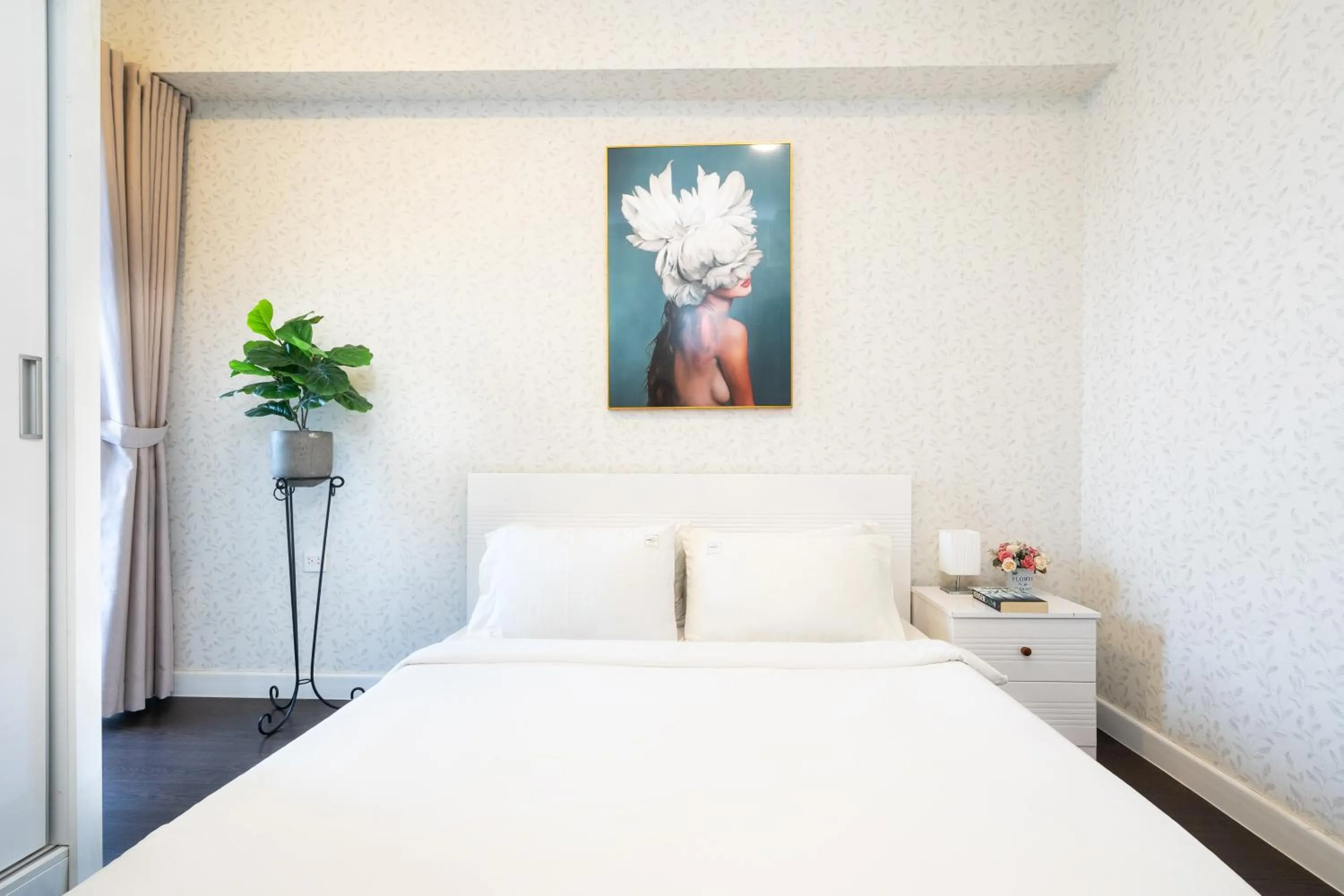 Bed in TeeUp Home - Infinity Pool Signature