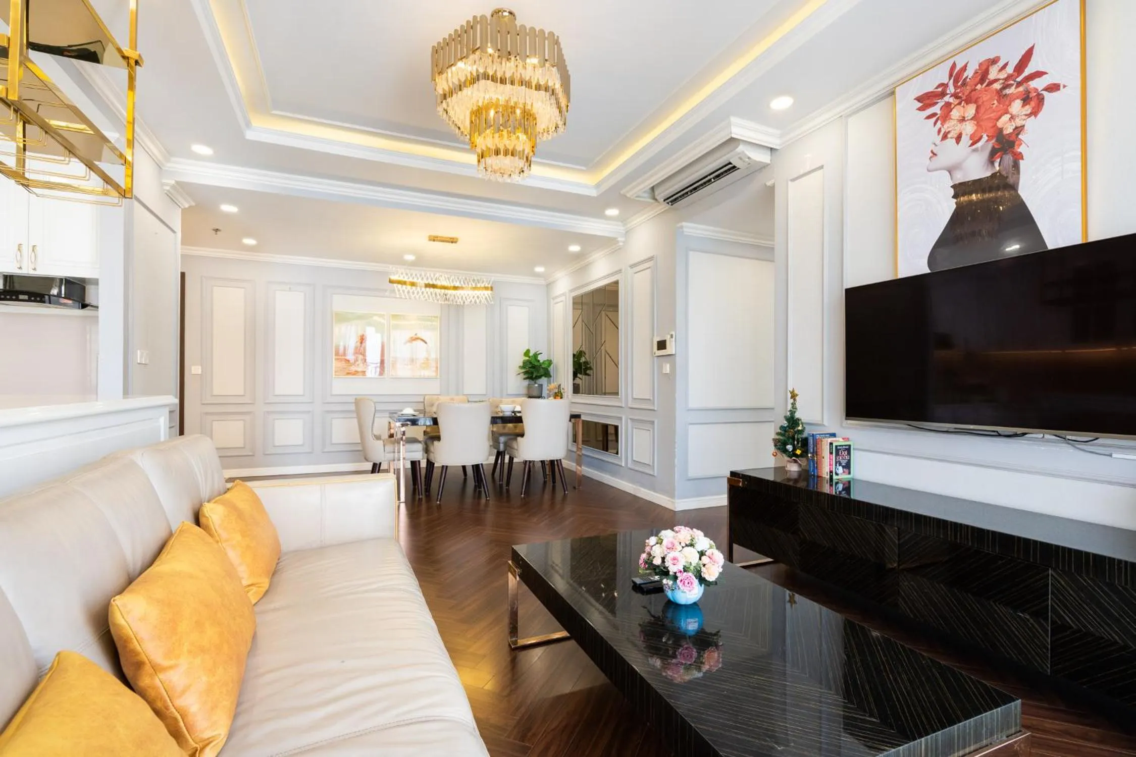 TeeUp Home - Infinity Pool Signature