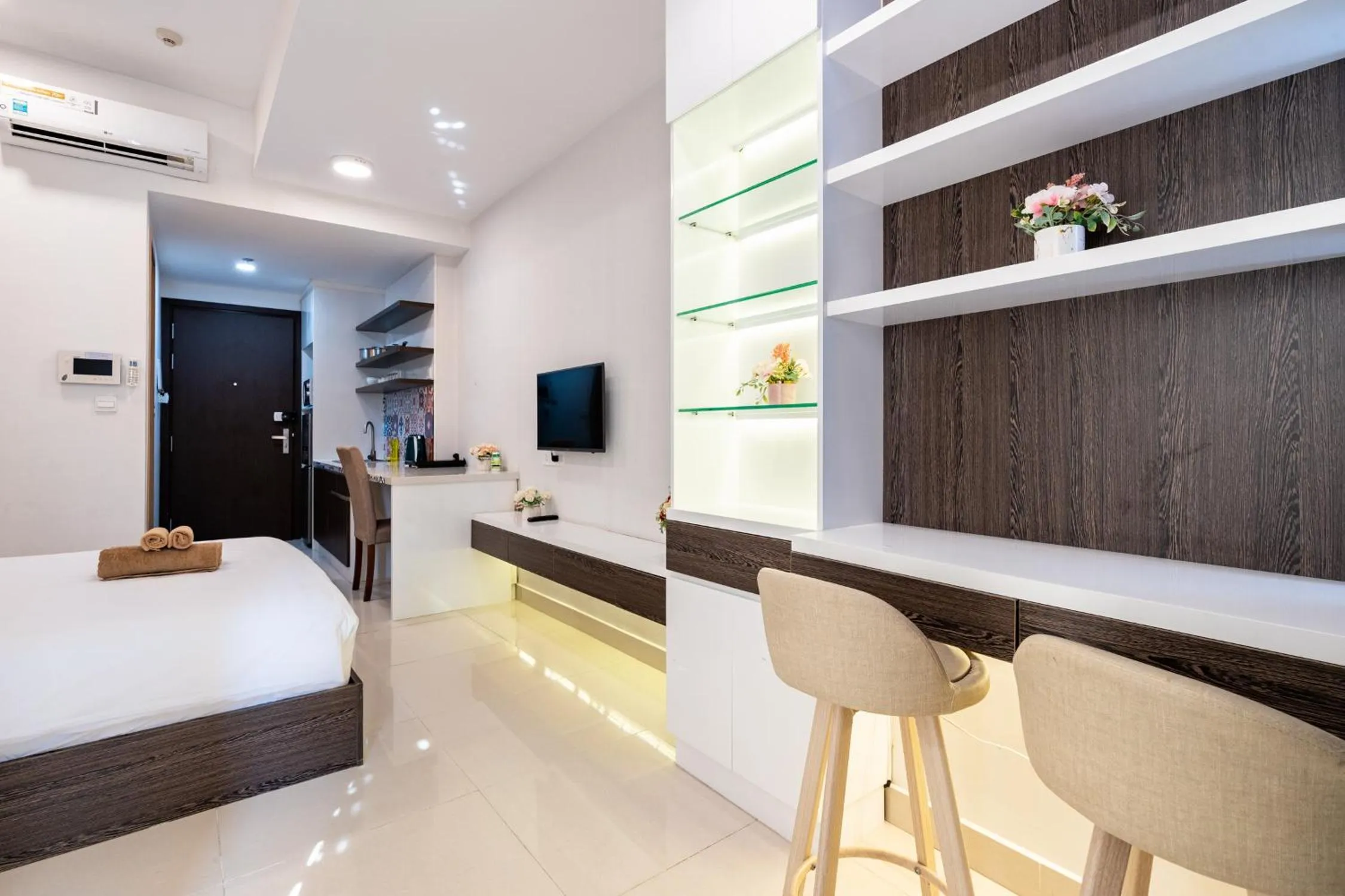 Bed in TeeUp Home - Infinity Pool Signature