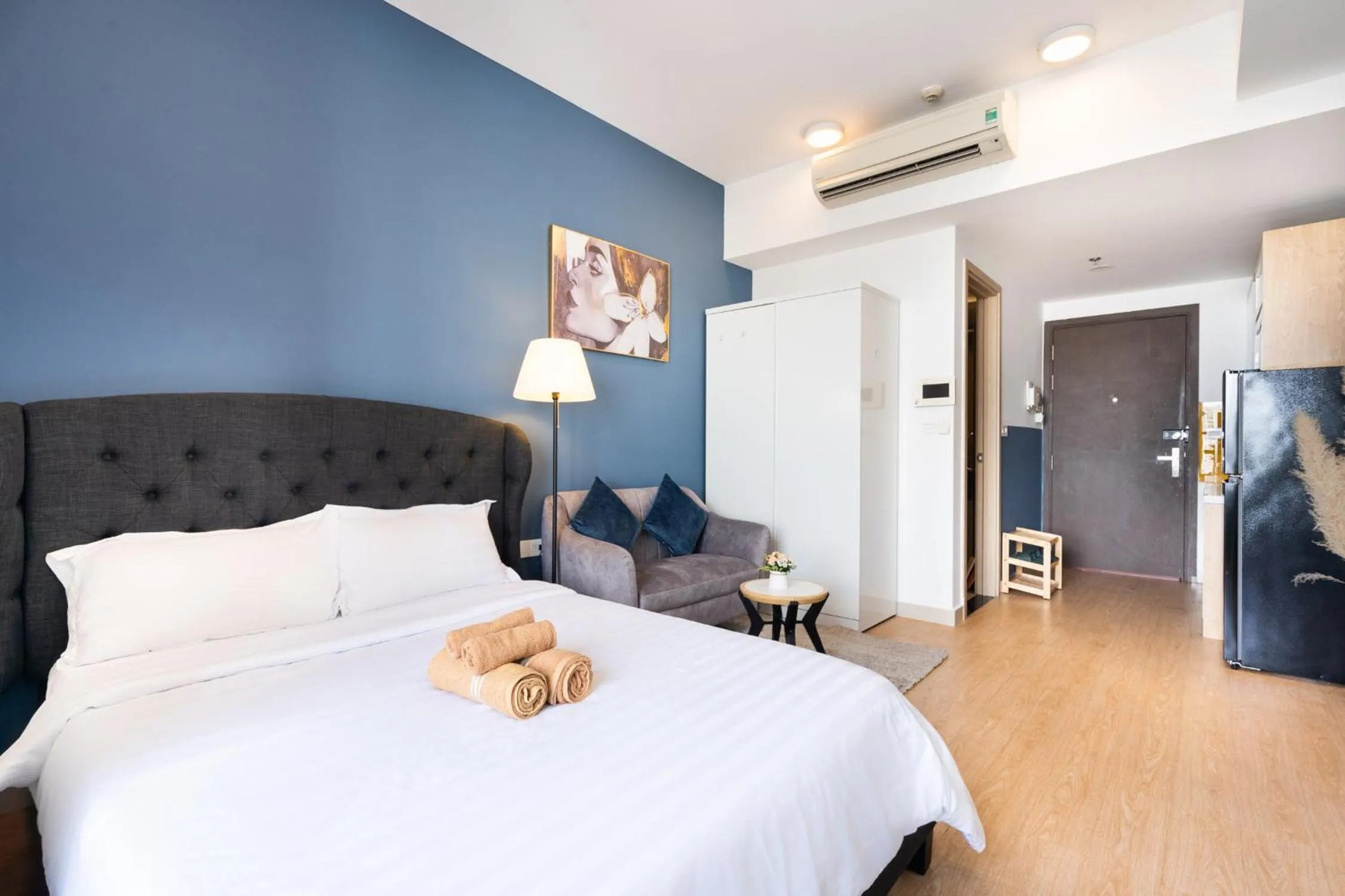 Bed in TeeUp Home - Infinity Pool Signature