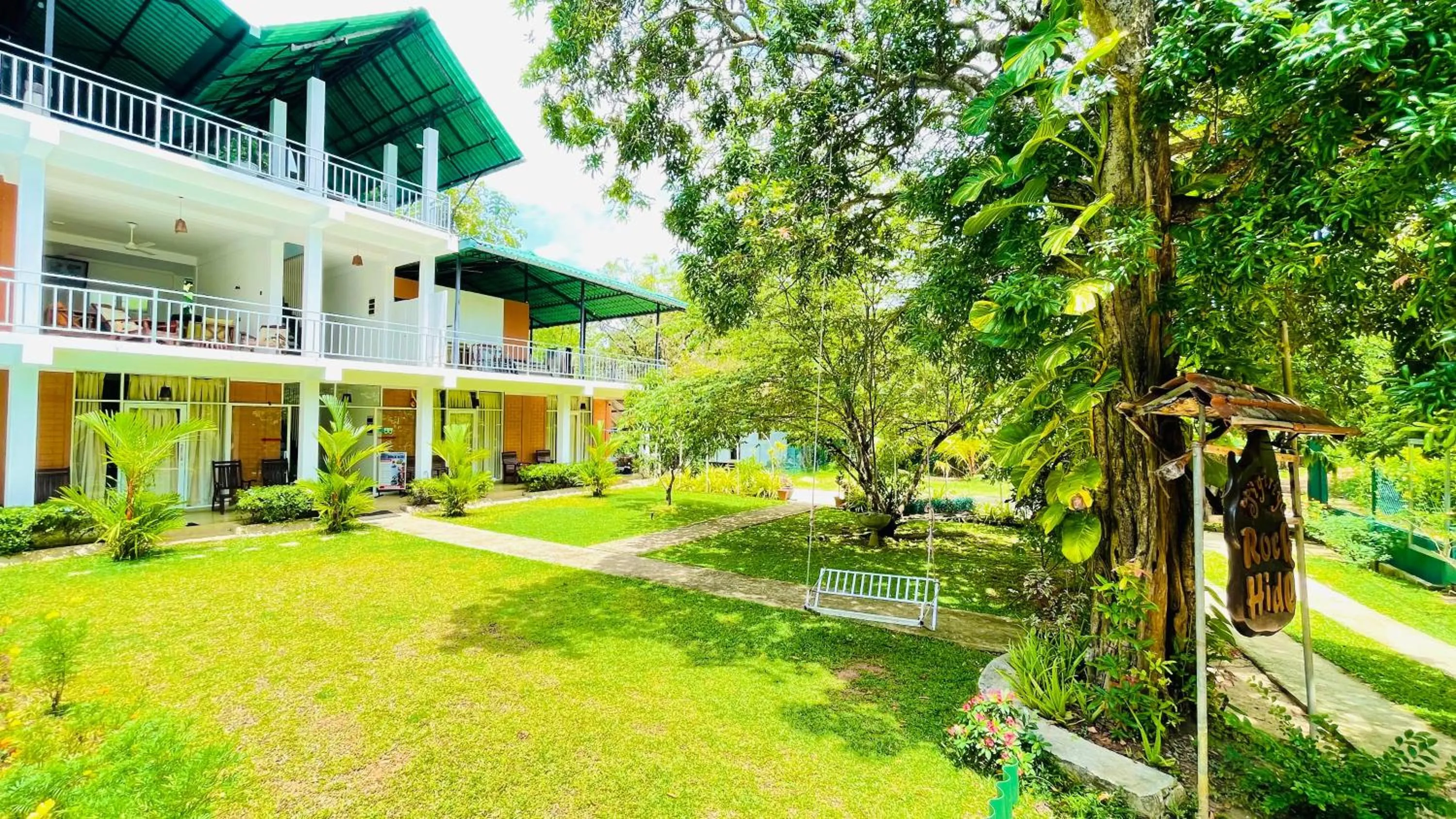 Property building in Sigiriya Rock Hide