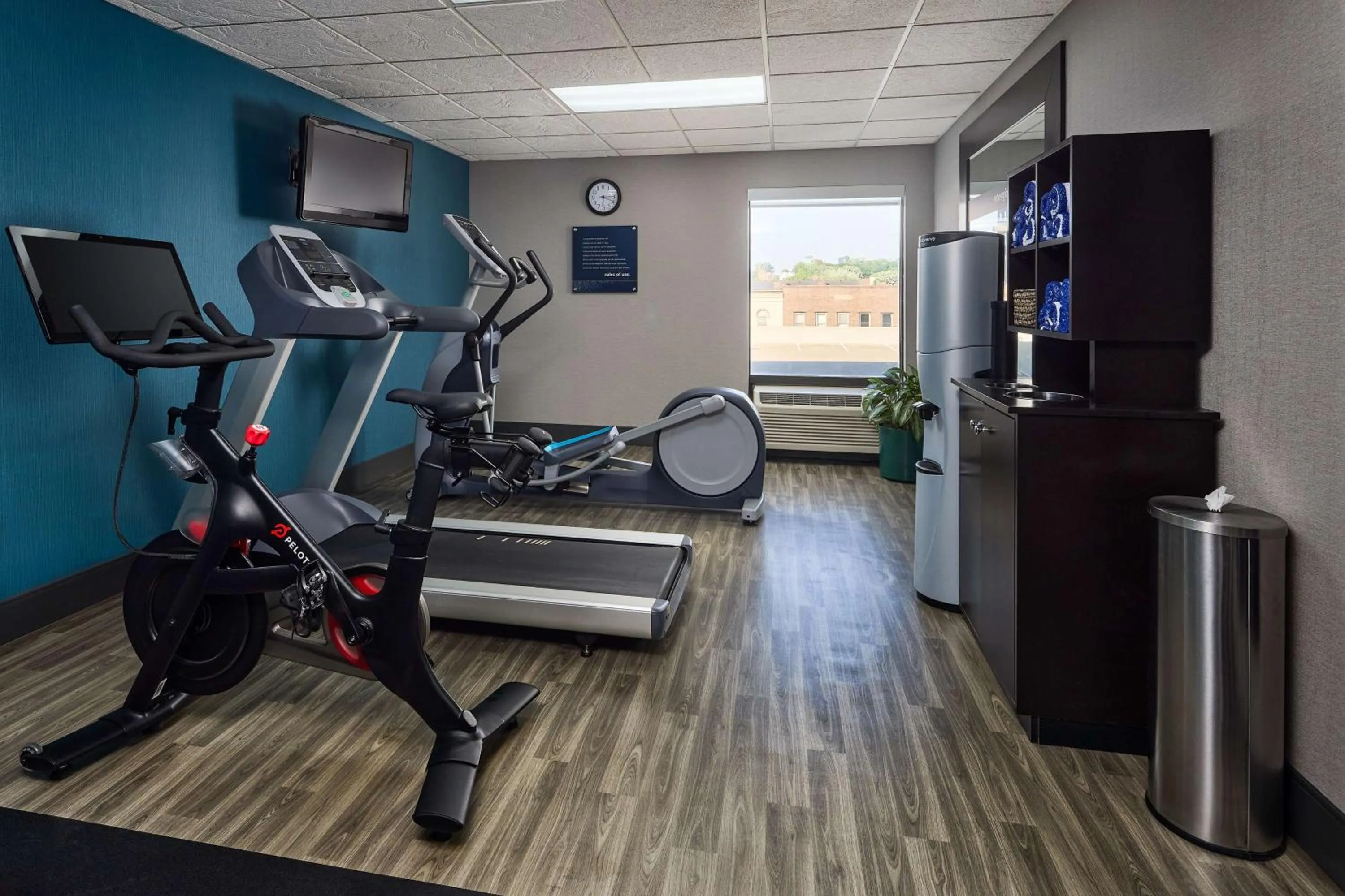 Fitness centre/facilities in Hampton Inn Massillon