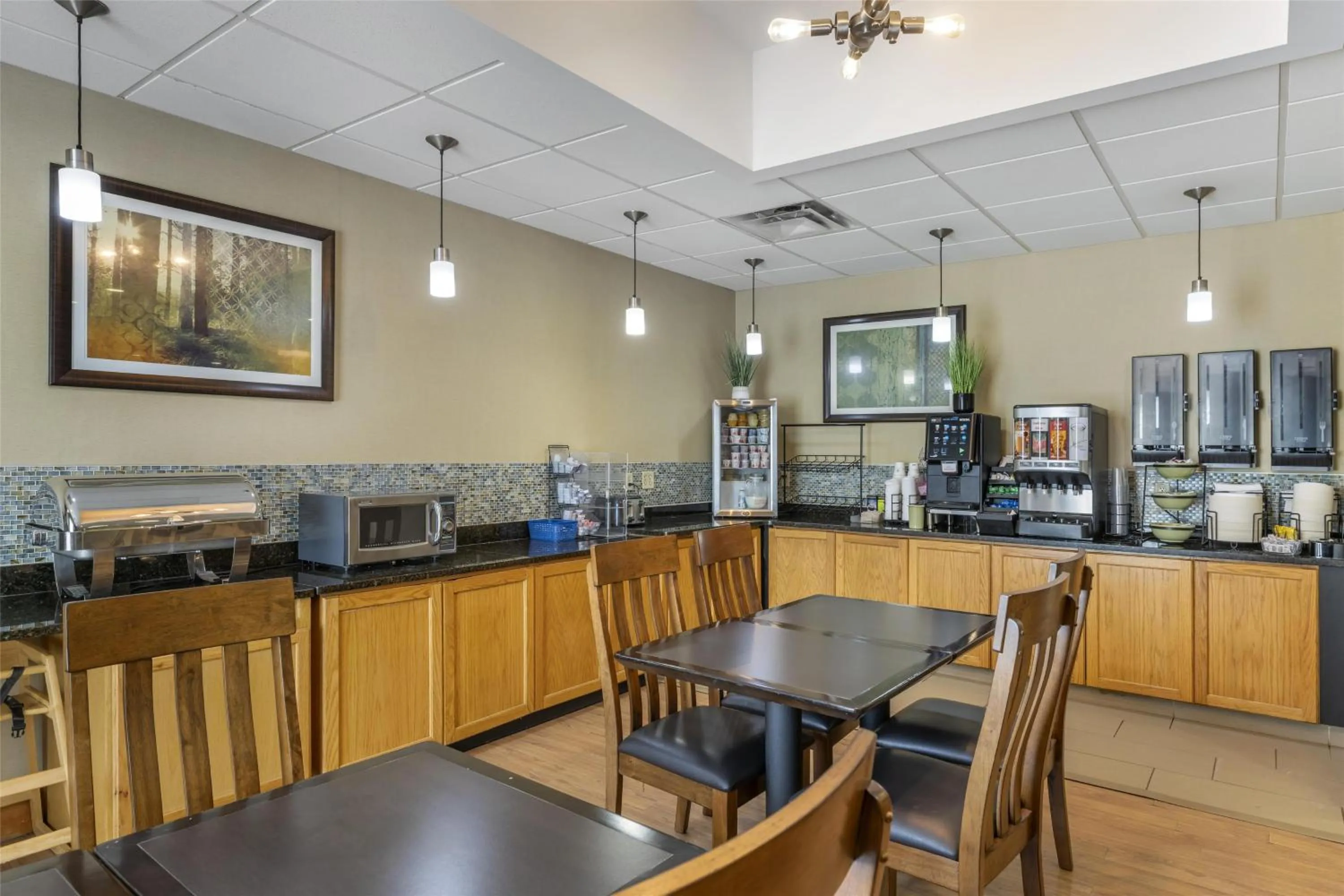 Breakfast in Best Western Plus University Inn