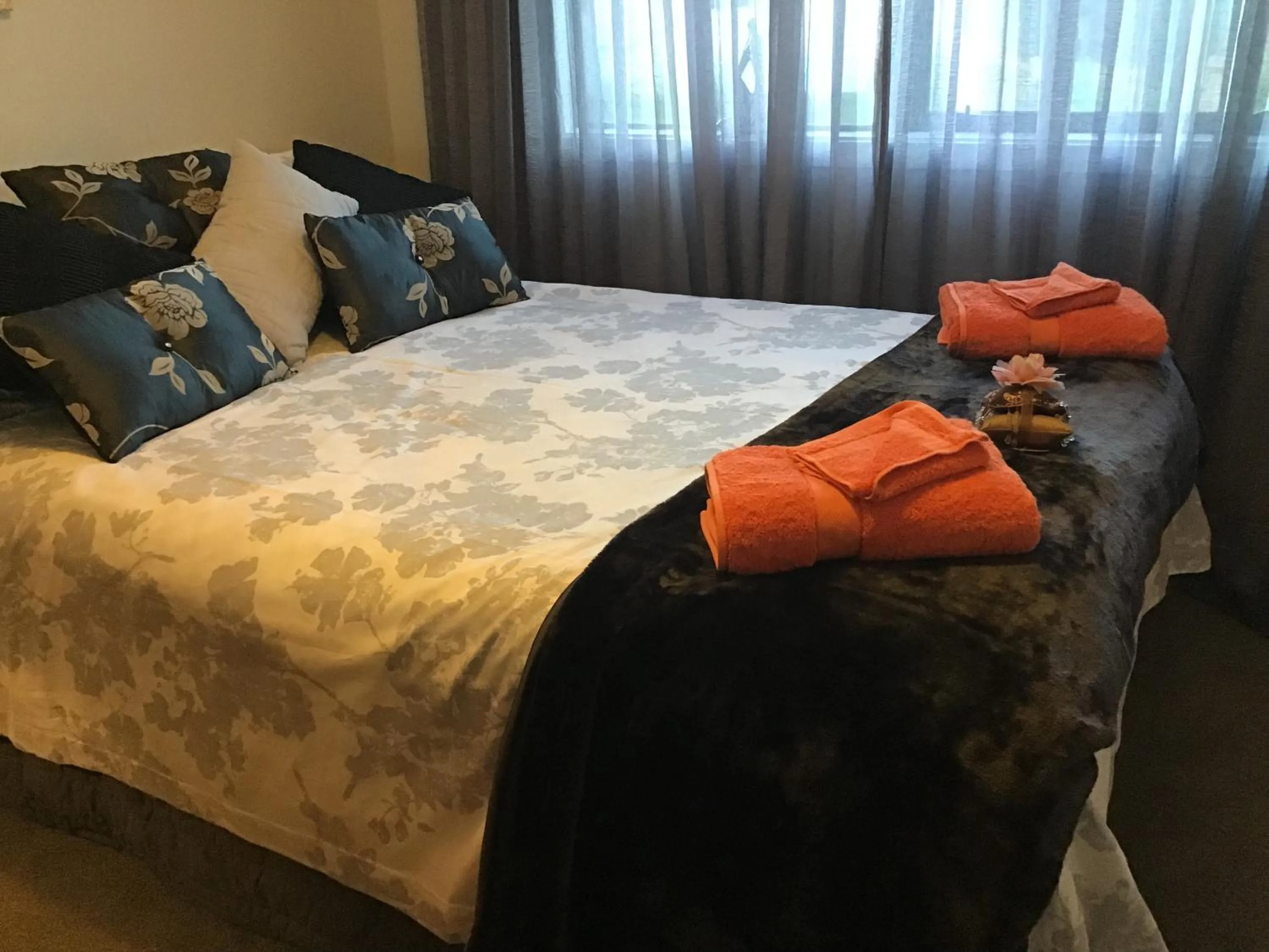 Bed in Sabai sabai 27