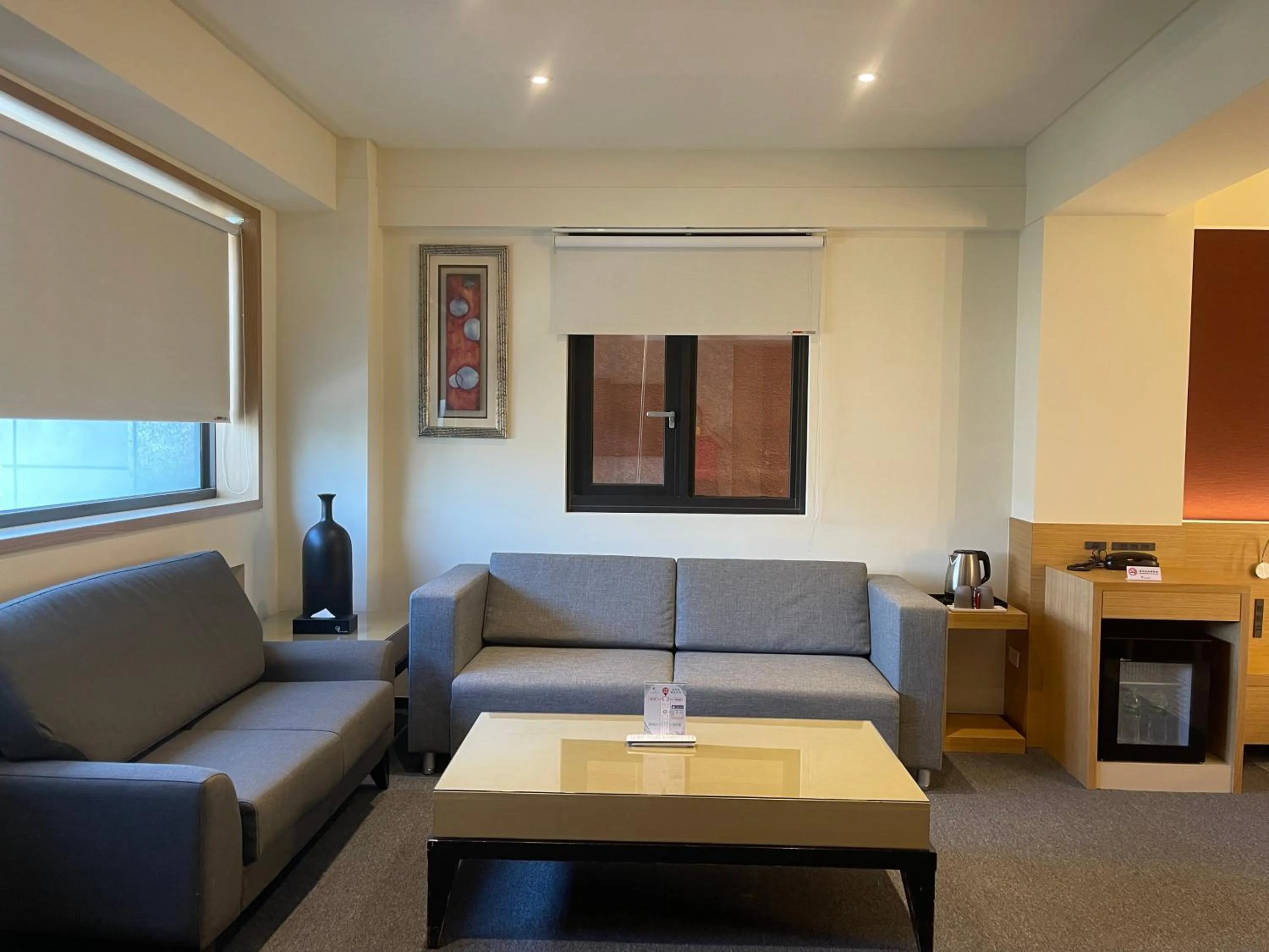 Living room in Fu Kuang Hotel