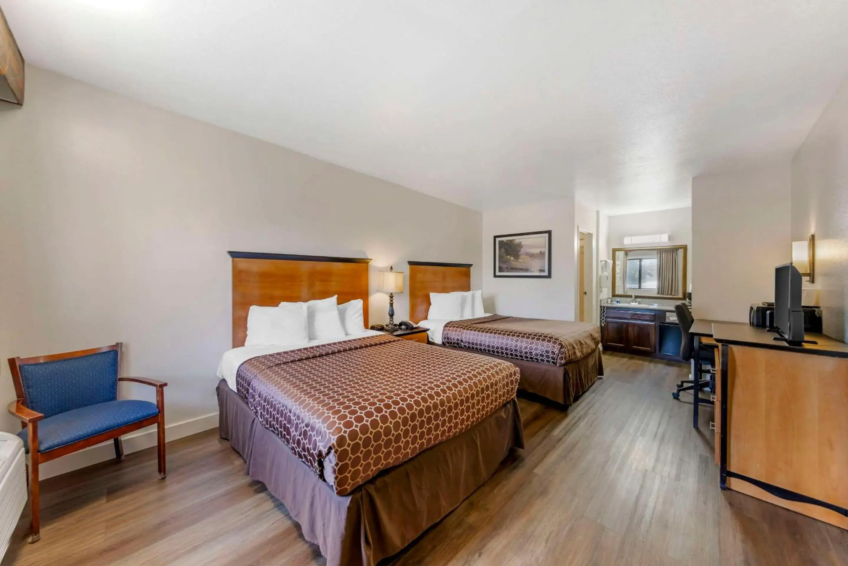 Queen Room with Two Queen Beds - Non-Smoking in Rodeway Inn at Nevada State Capitol Queen Room with Two Queen Beds - Non-Smoking in Rodeway Inn at Nevada State Capitol