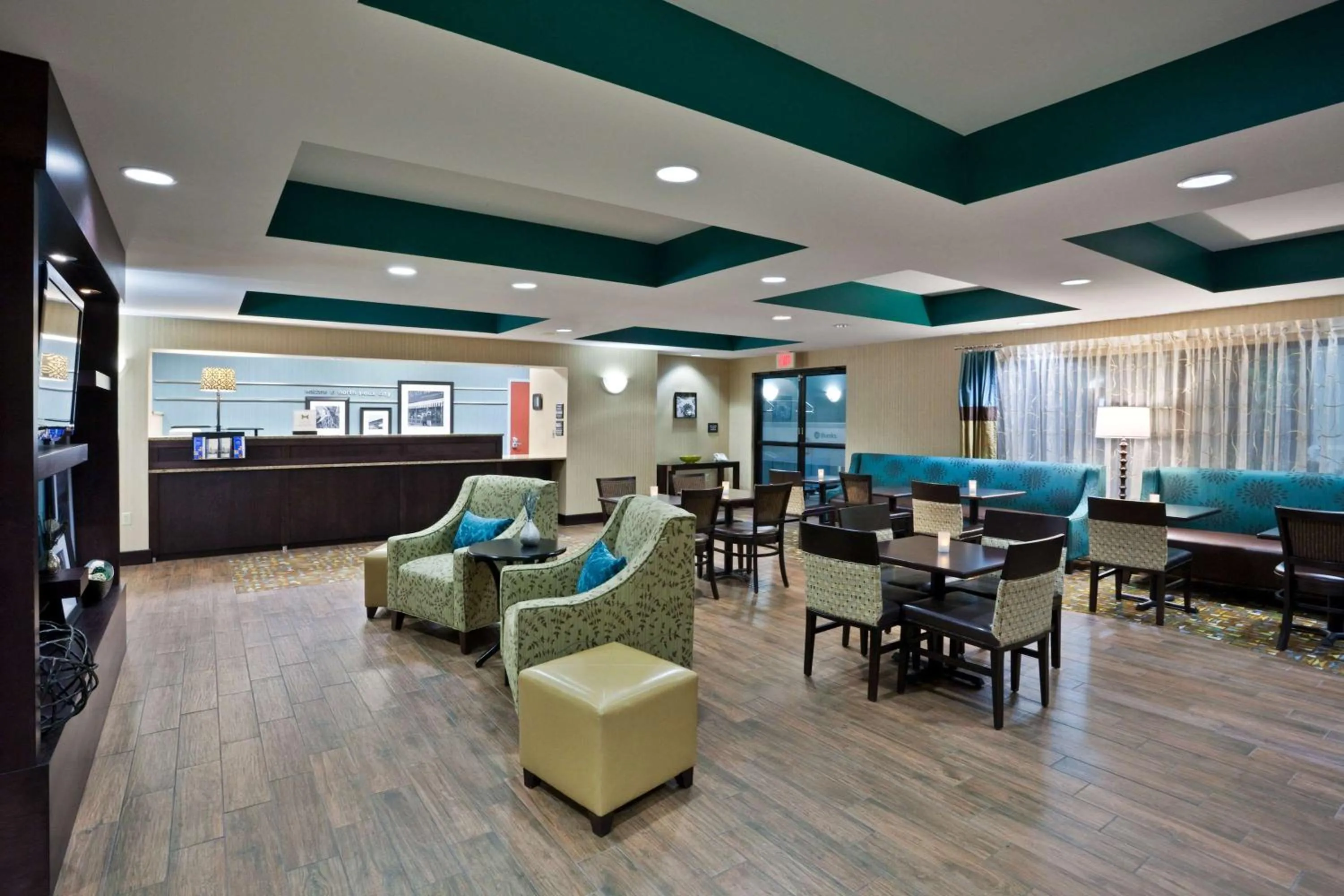 Lobby or reception in Hampton Inn North Sioux City