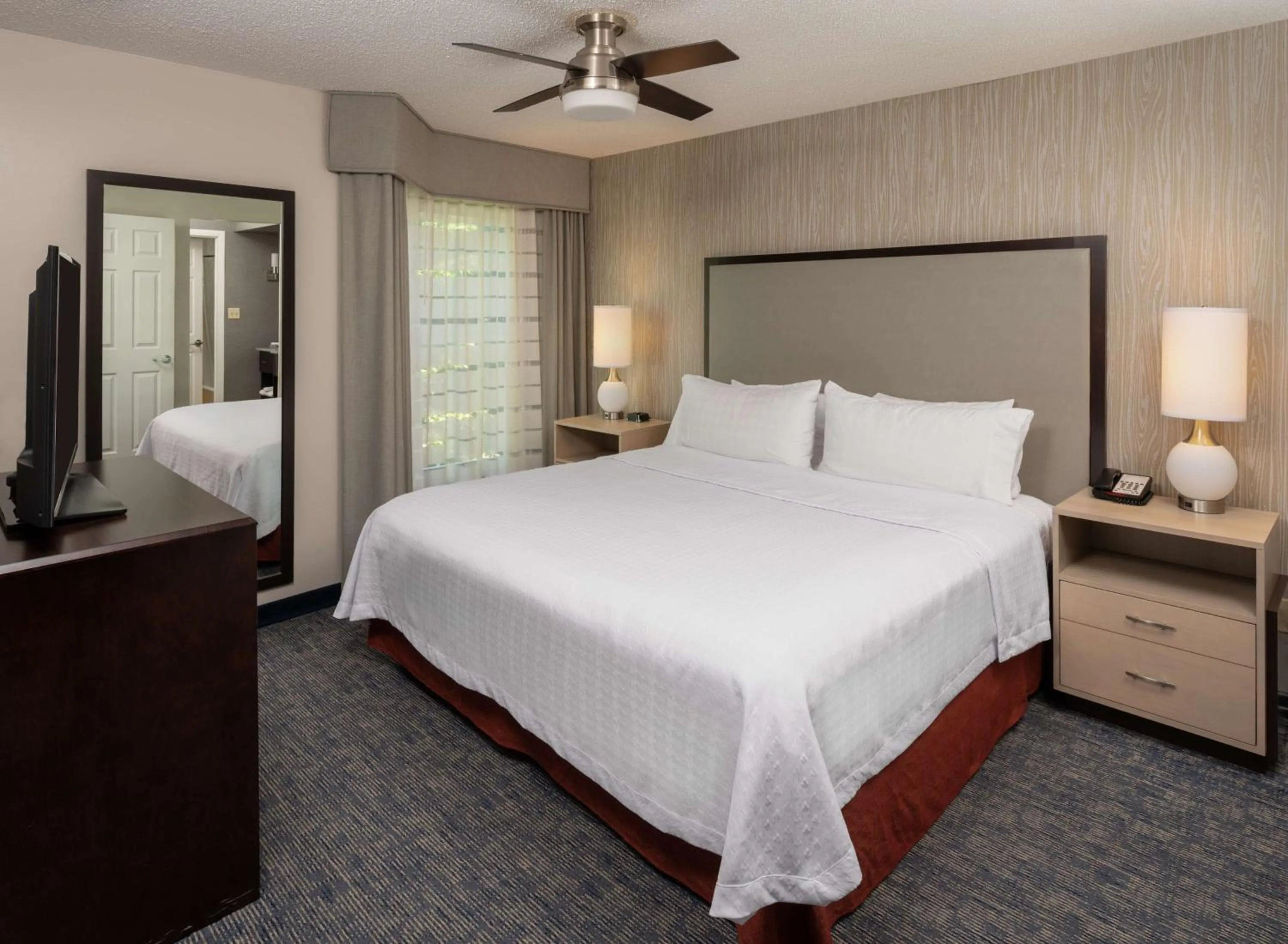 Bed in Homewood Suites by Hilton Chicago - Schaumburg