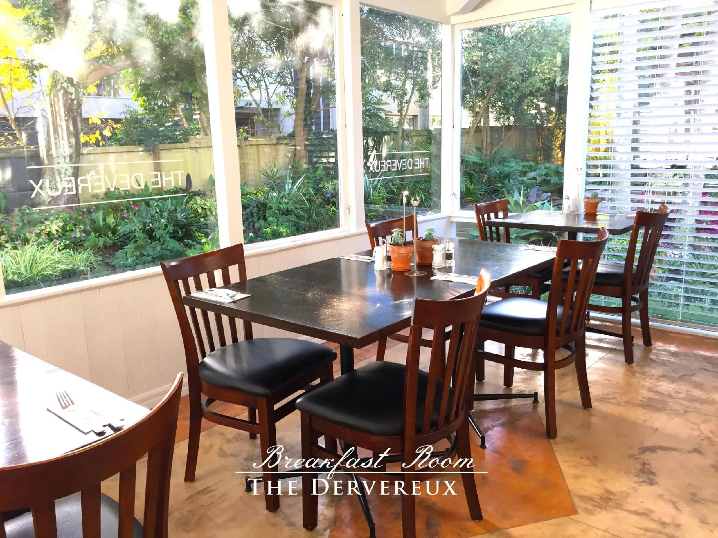 Restaurant/places to eat in The Devereux Boutique Hotel