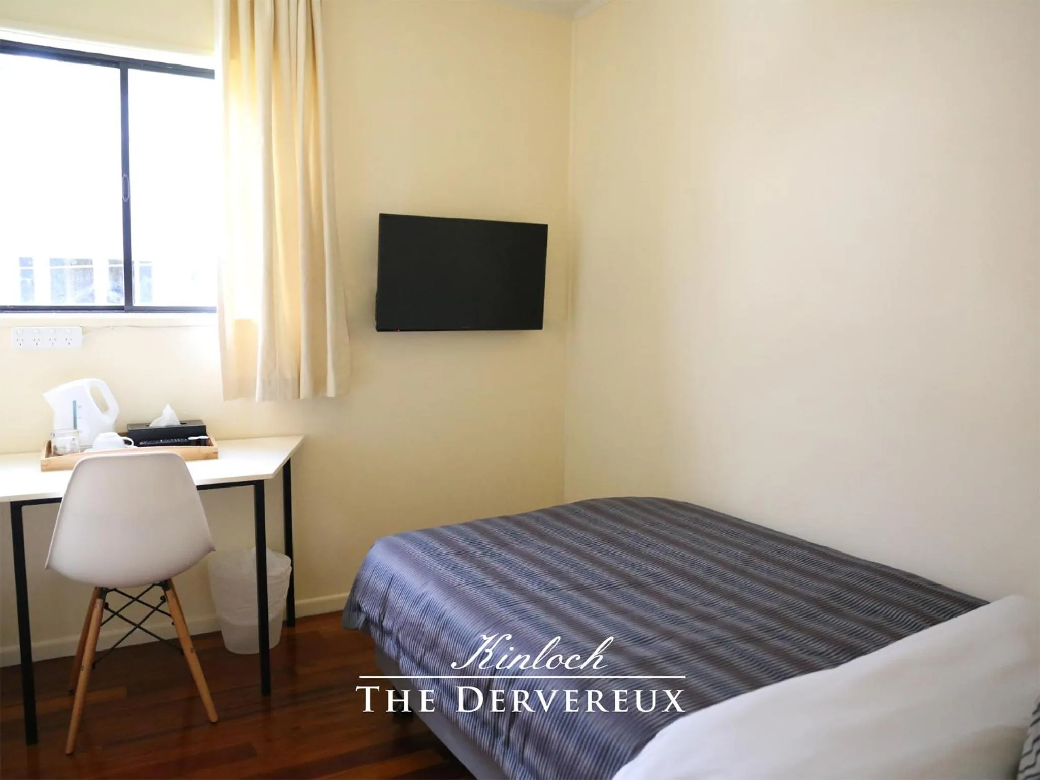 Bed in The Devereux Boutique Hotel