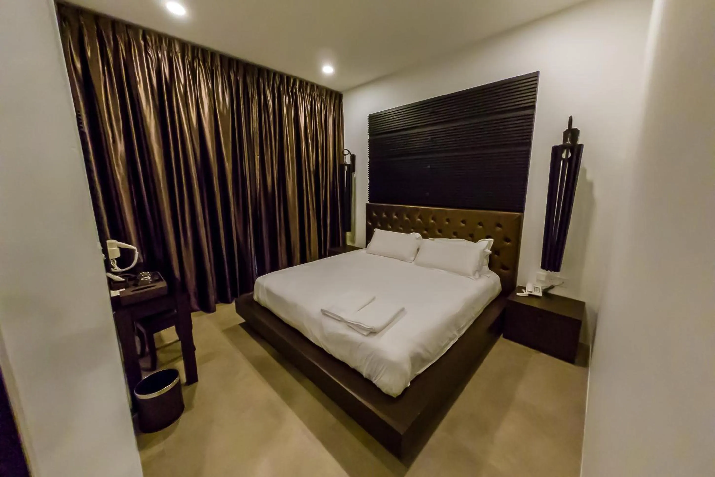 Bed in Hermitage Boutique House