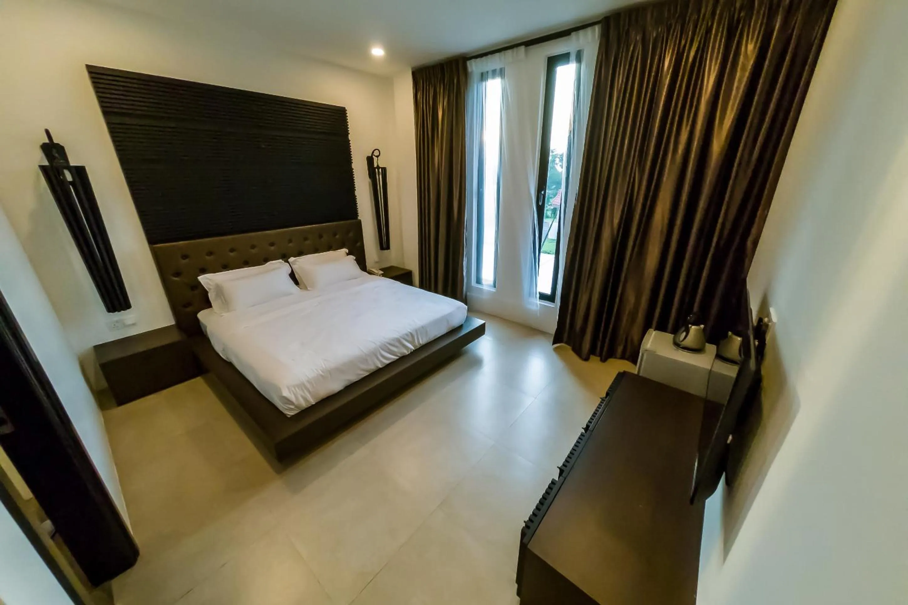 Bed in Hermitage Boutique House