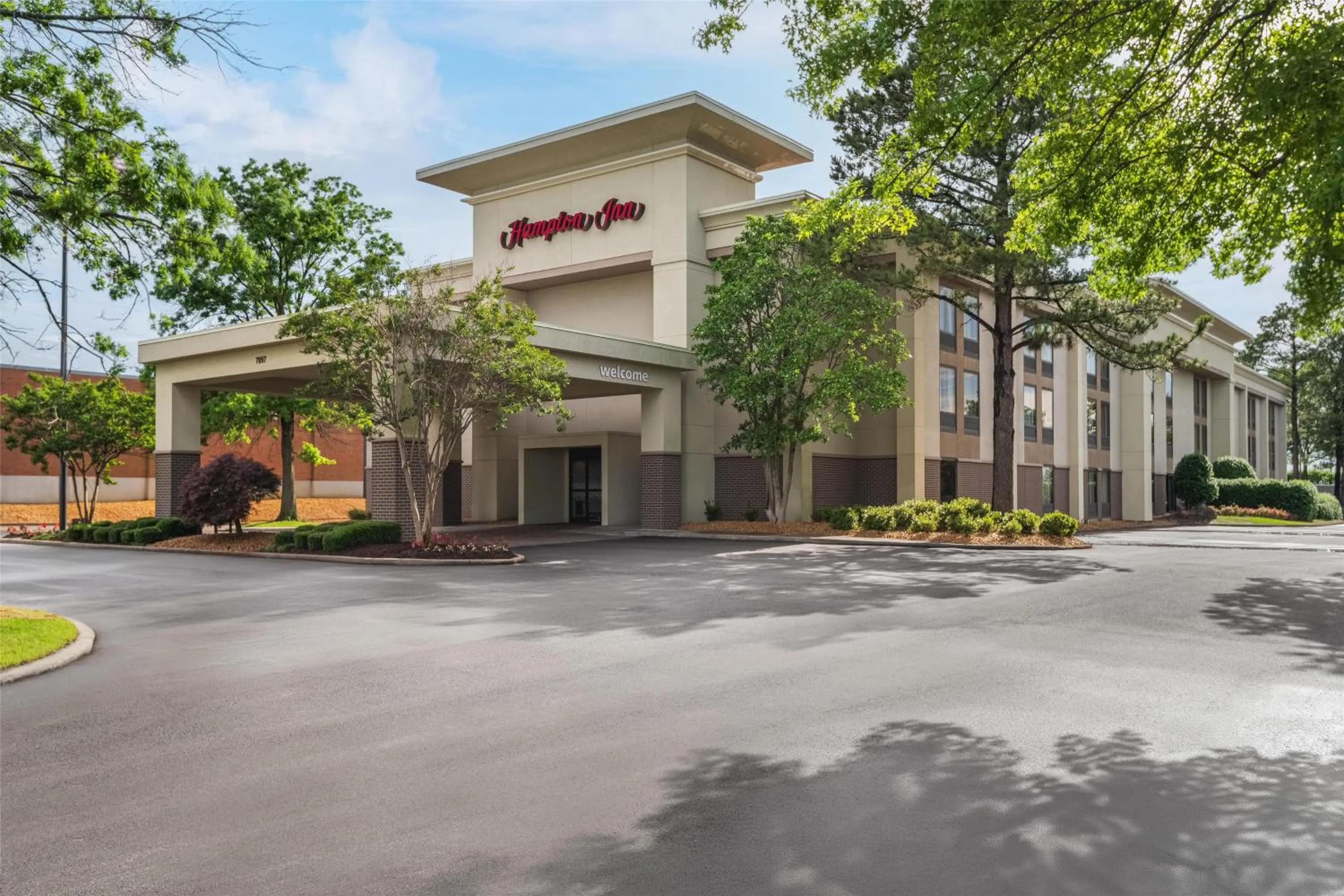 Property building in Hampton Inn Memphis / Southaven