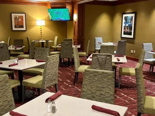 DoubleTree by Hilton Washington Dulles Airport