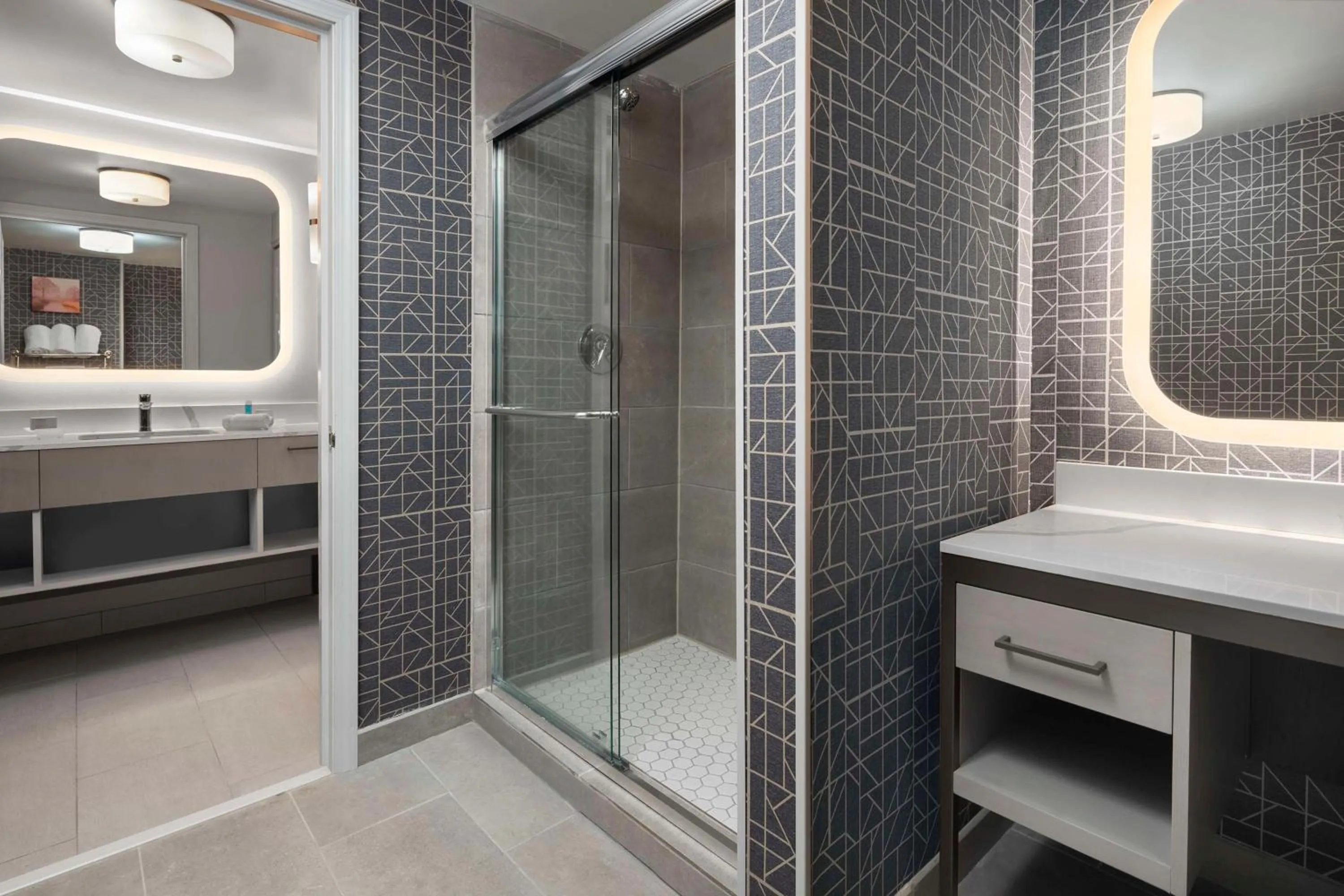 Bathroom in Homewood Suites by Hilton Hartford South-Glastonbury