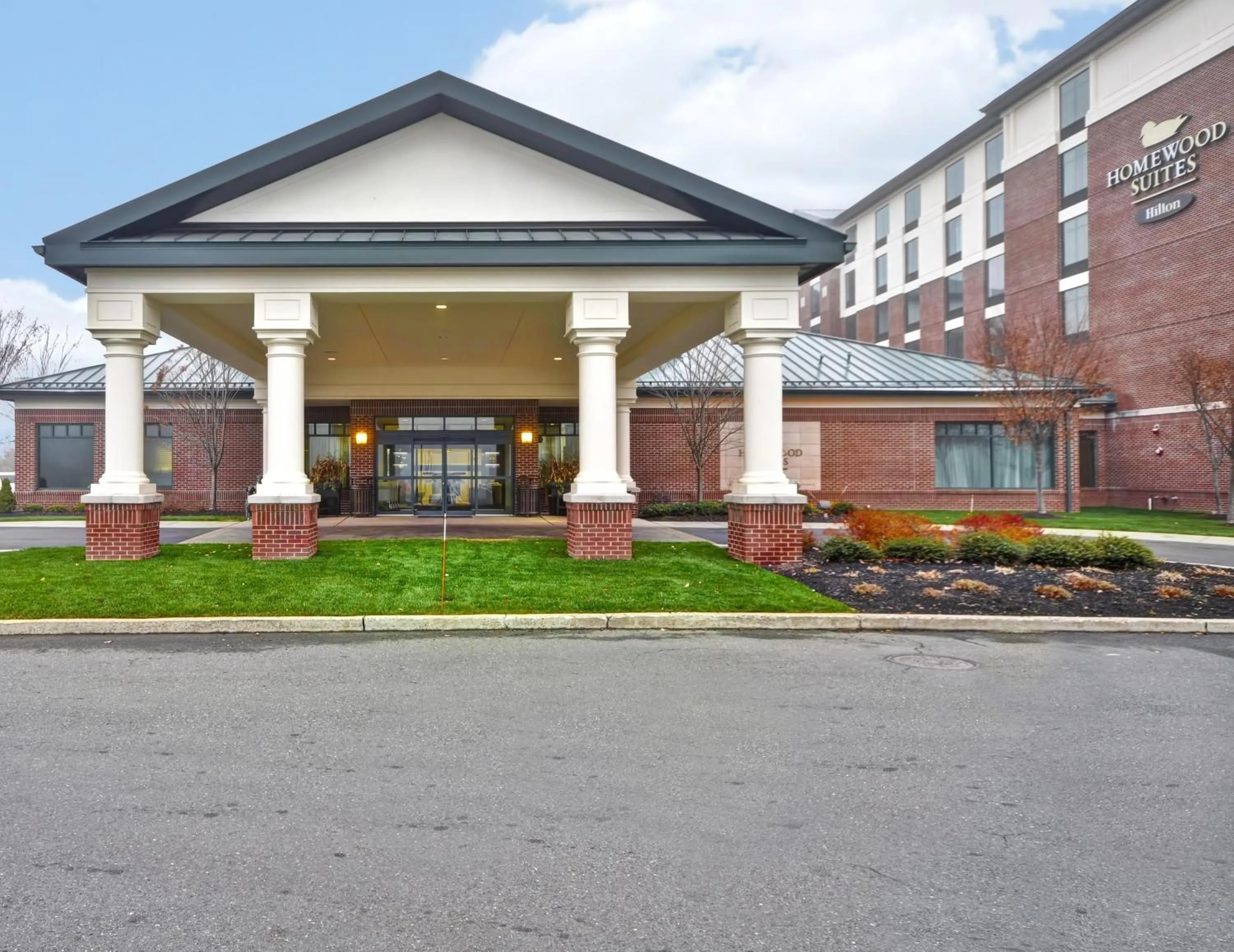 Property building in Homewood Suites by Hilton Hartford South-Glastonbury