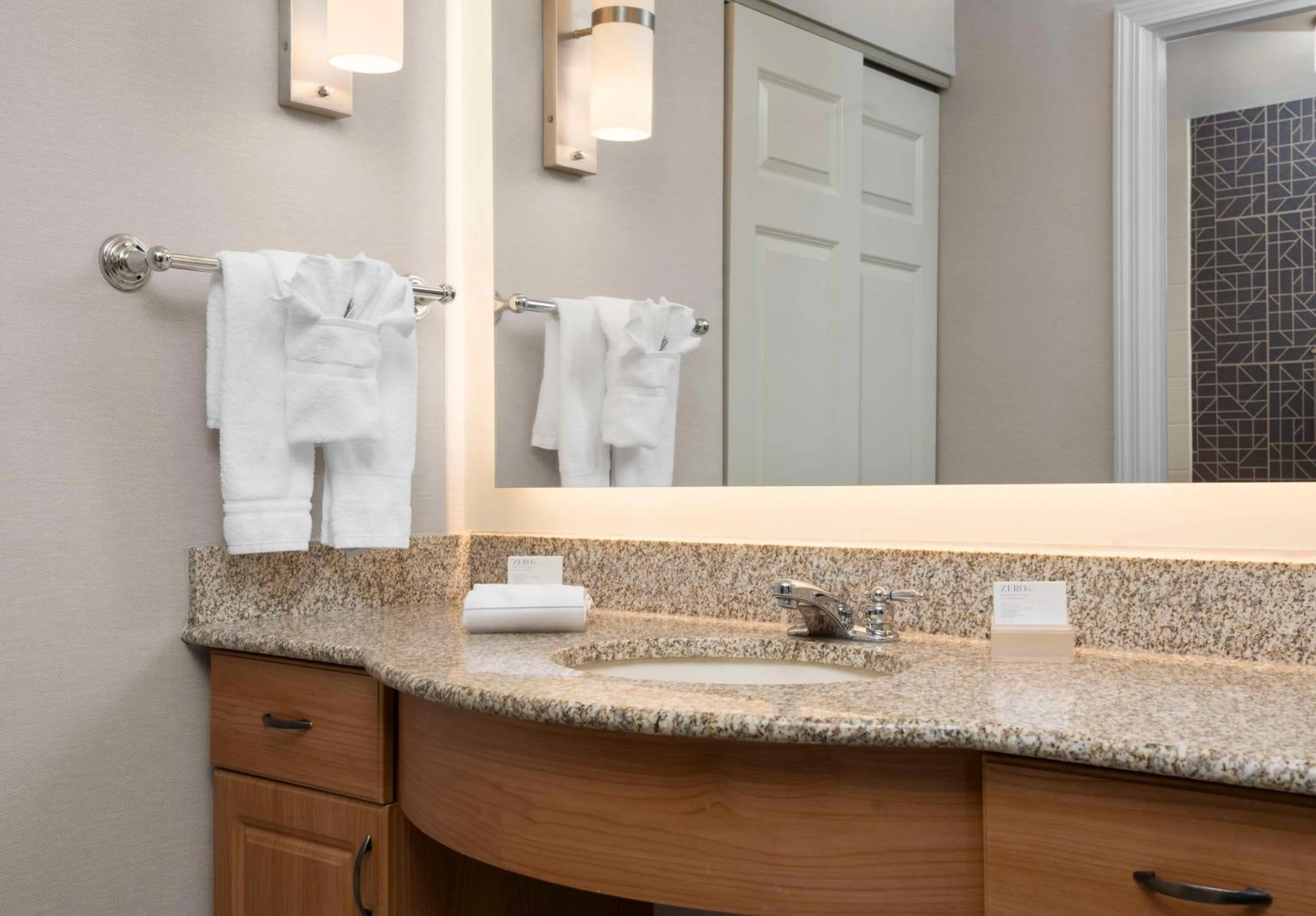 Bathroom in Homewood Suites by Hilton Hartford South-Glastonbury