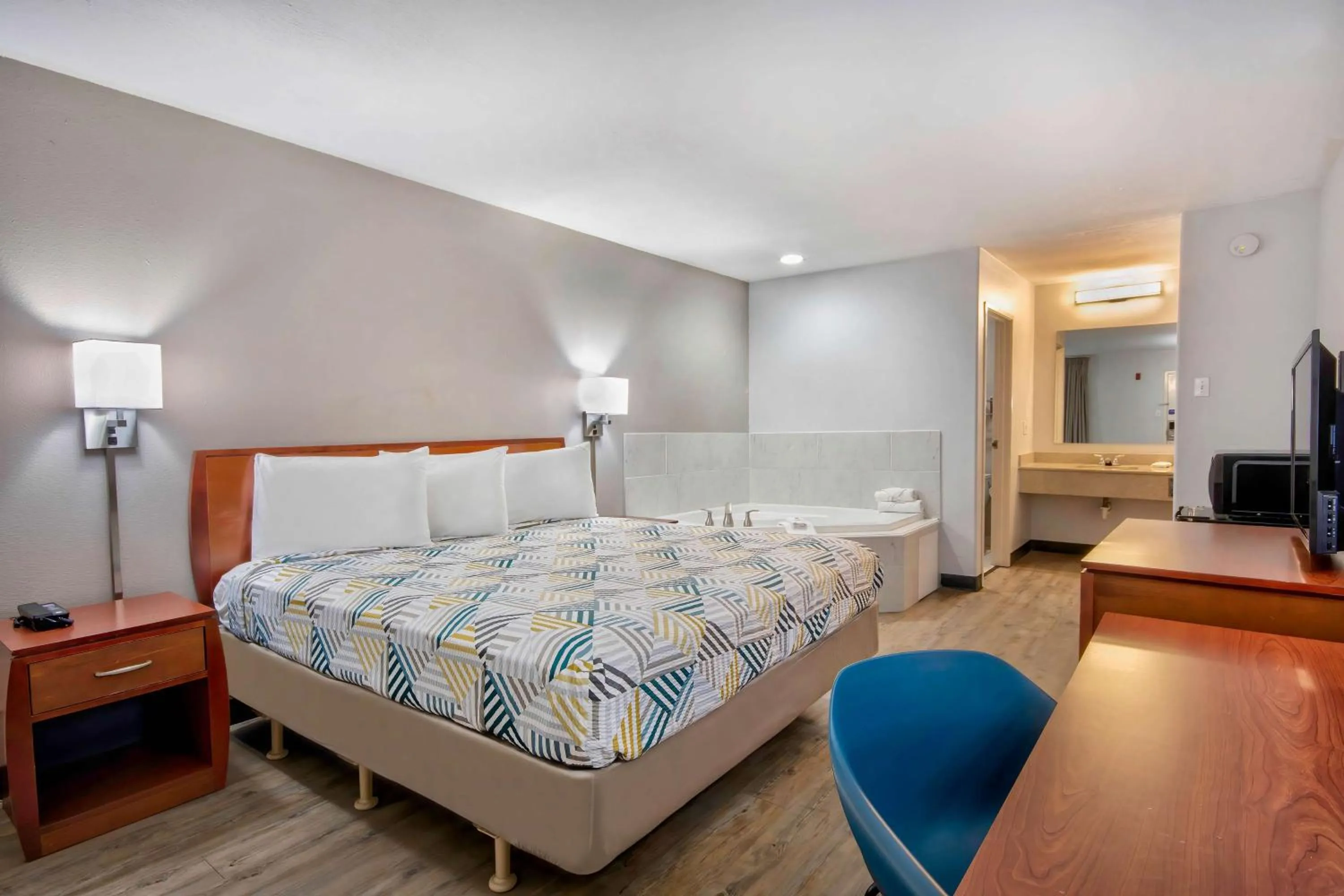 Bedroom, Bed in Motel 6-Abbeville, LA