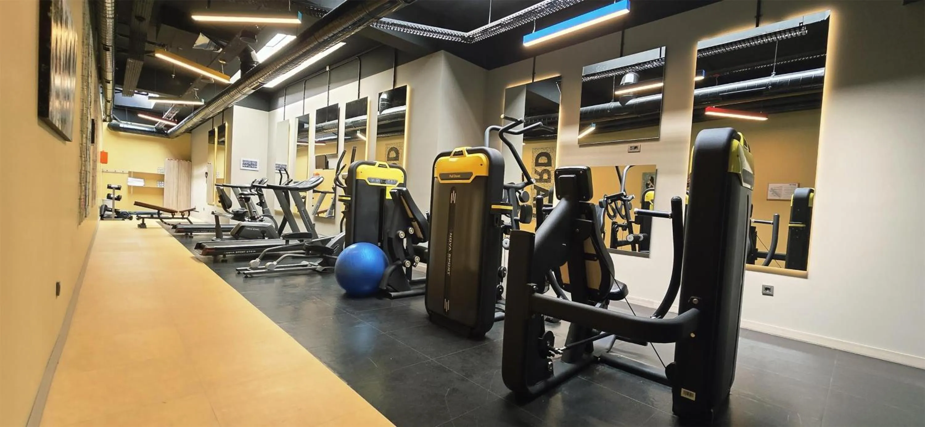 Fitness centre/facilities in Park Inn by Radisson Istanbul Airport Odayeri