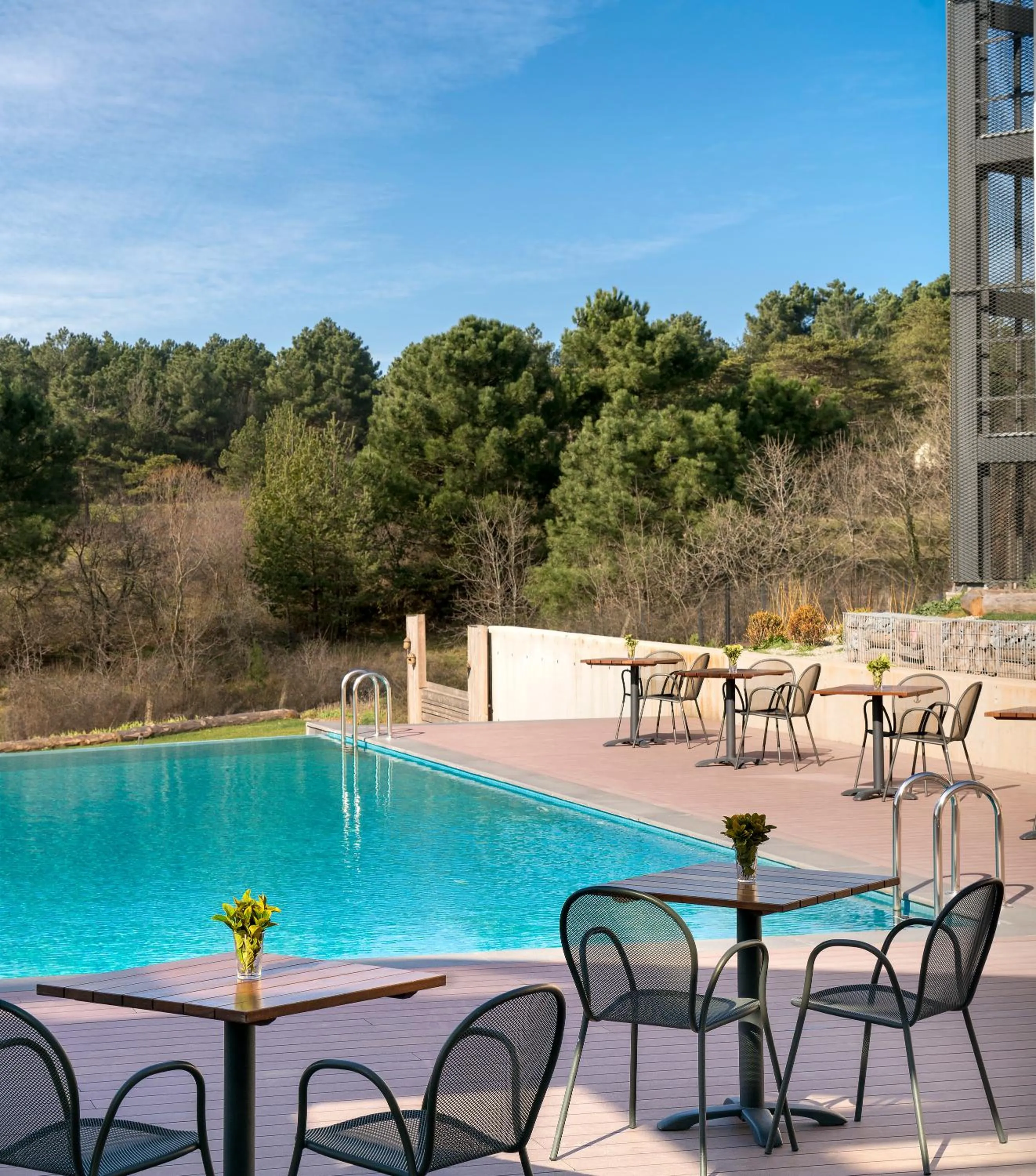 Swimming pool in Park Inn by Radisson Istanbul Airport Odayeri