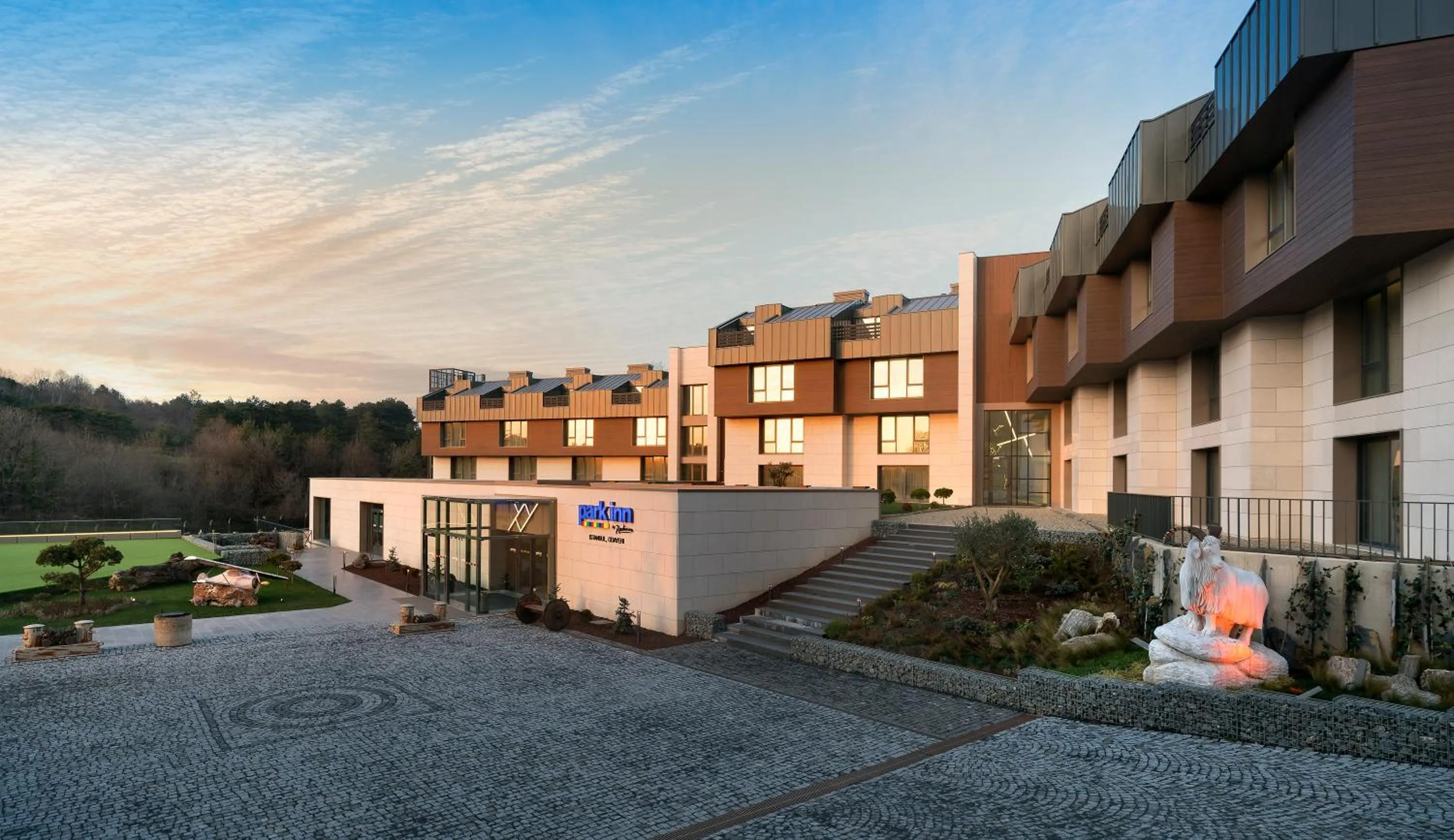 Property building in Park Inn by Radisson Istanbul Airport Odayeri