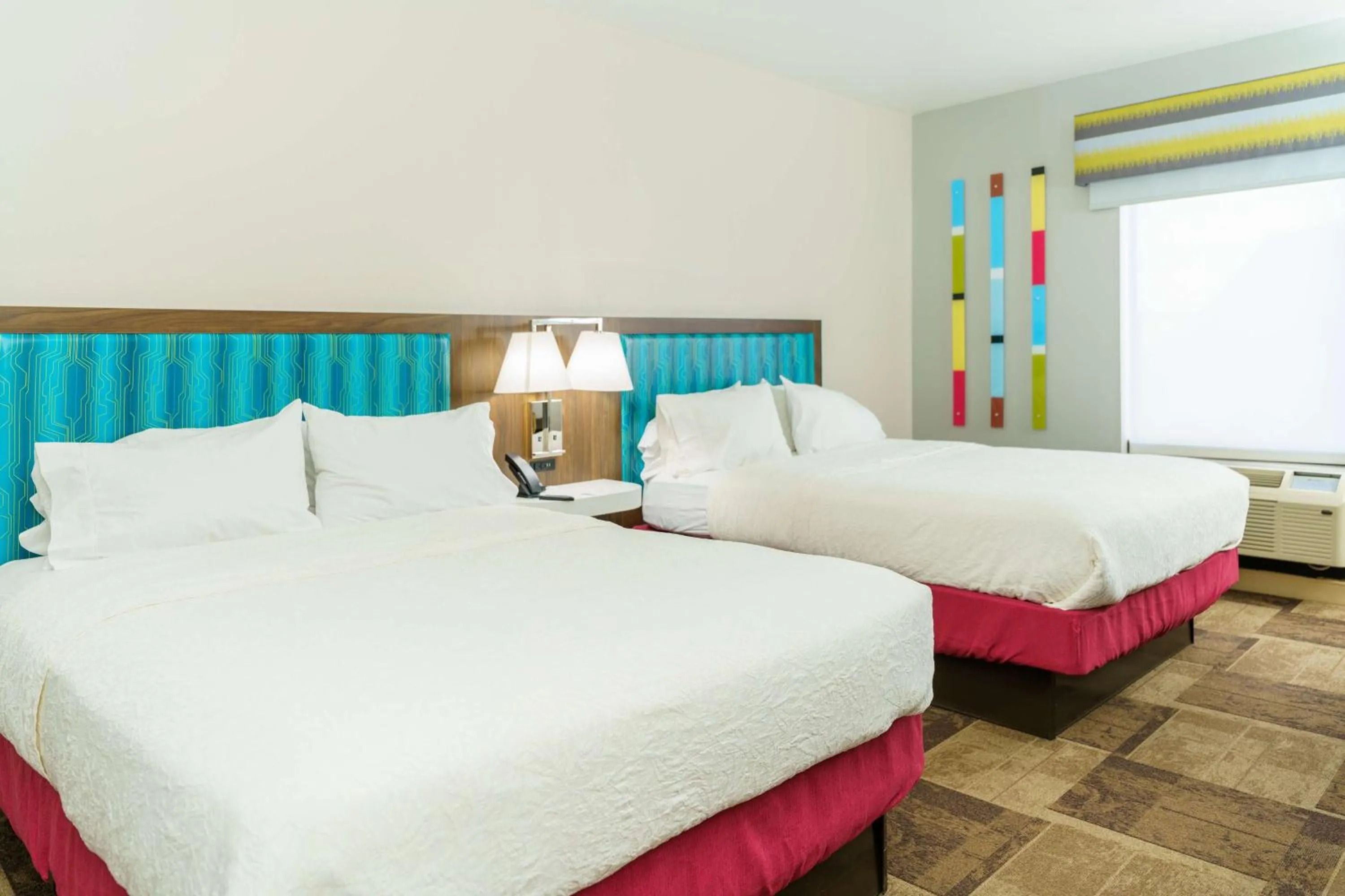 Bed in Hampton Inn Hutchinson