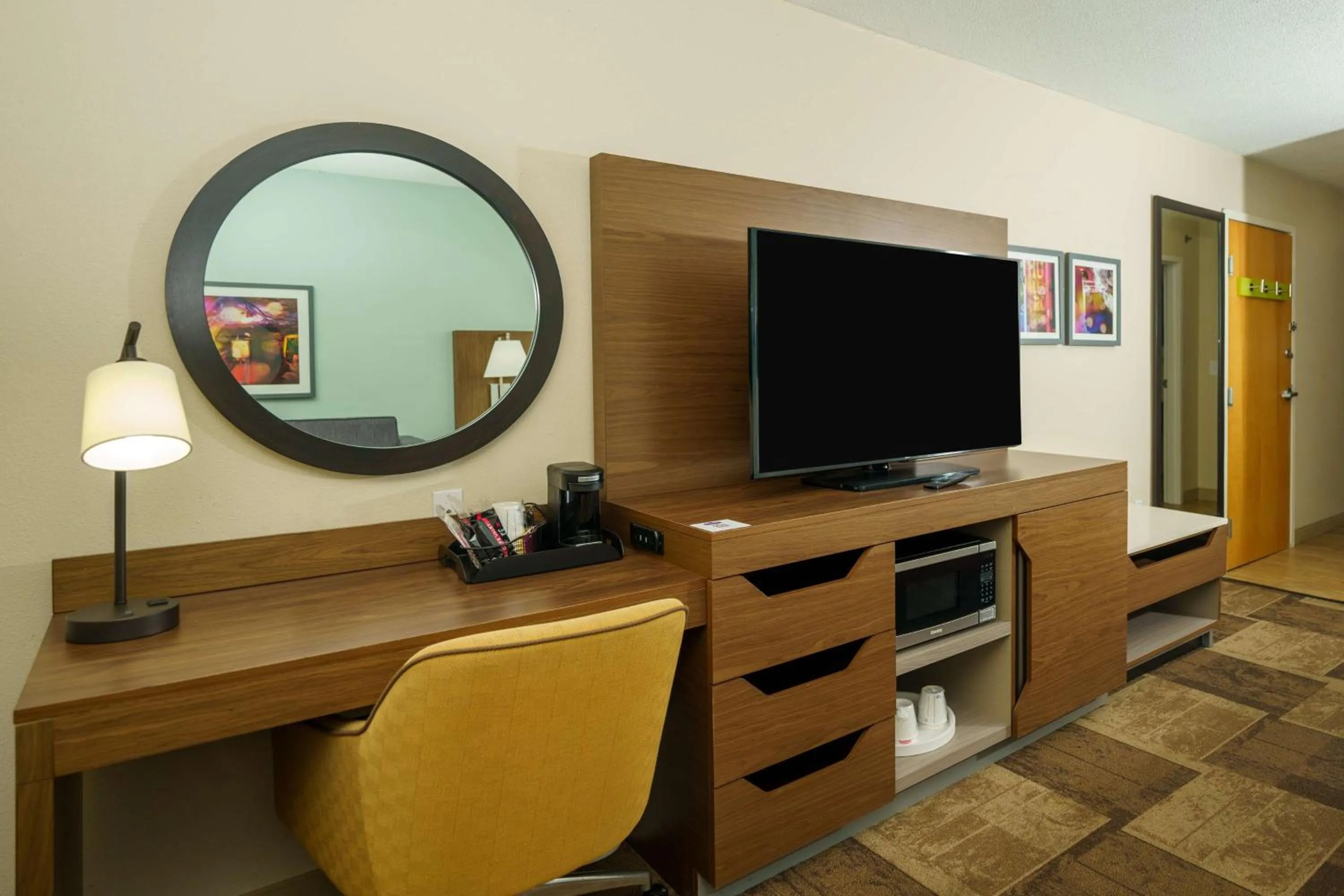 Bedroom in Hampton Inn Hutchinson