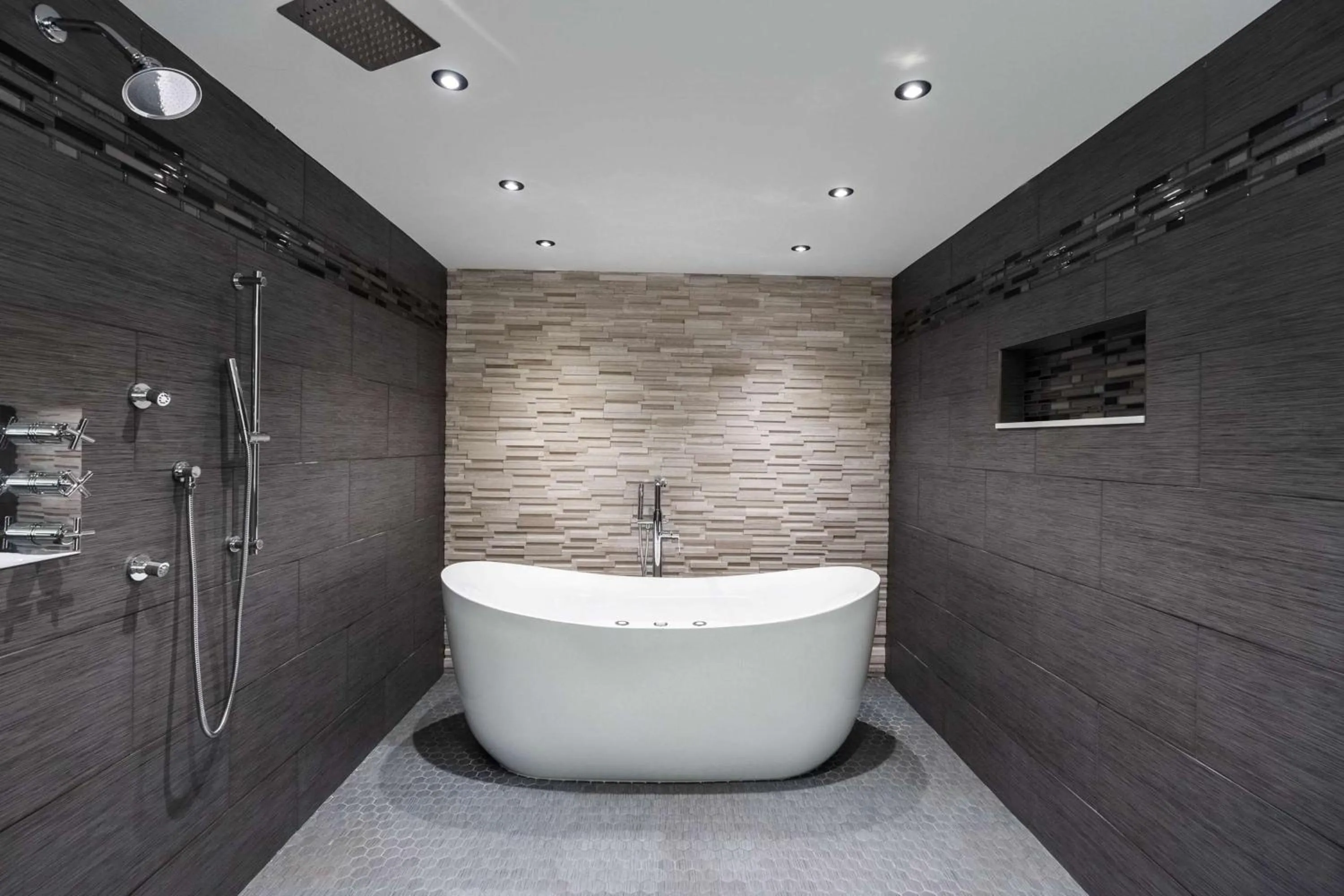 Bathroom in Hampton Inn & Suites Fairfield