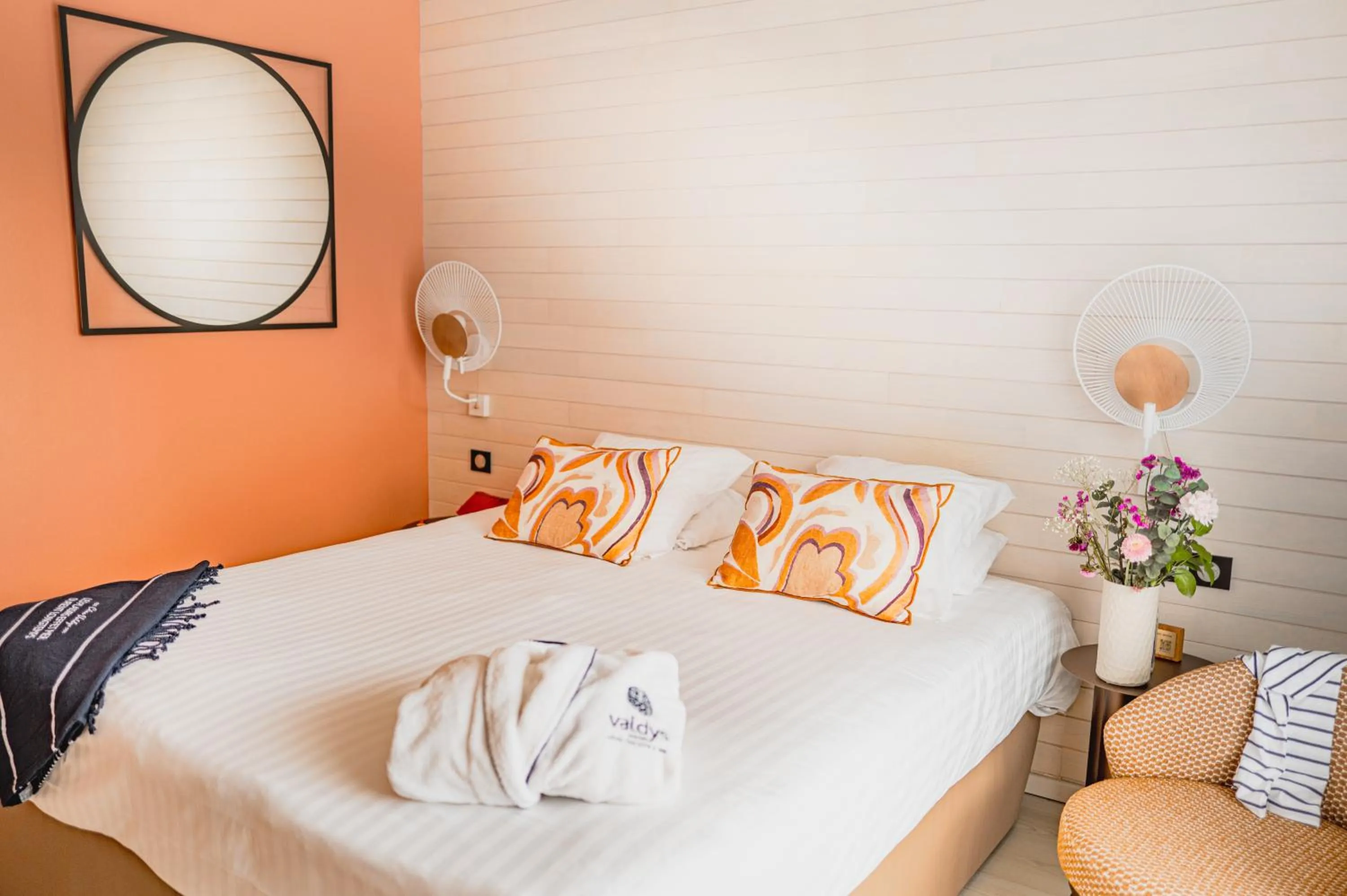 Bed in Hôtel Valdys Thalasso & Spa - Beau rivage