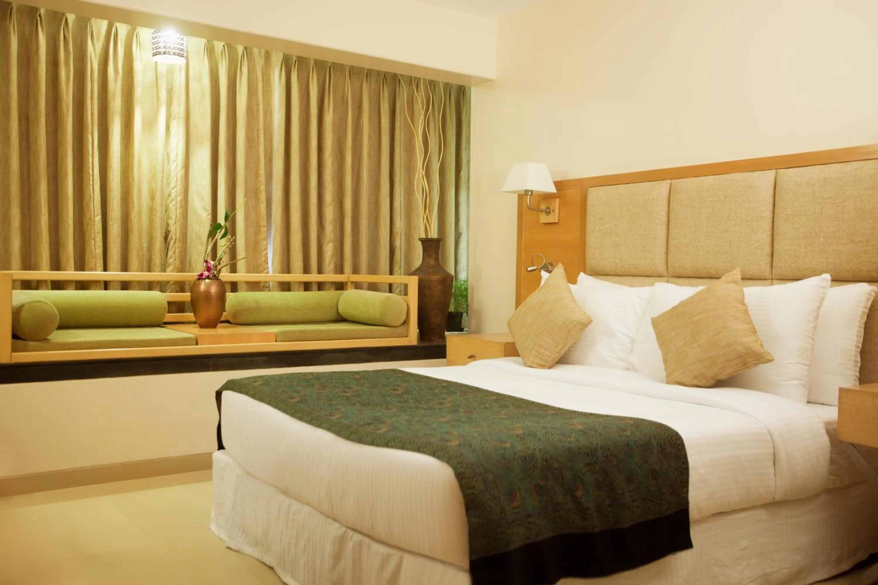 Photo of the whole room, Bed in Ginger Dona Paula, Goa