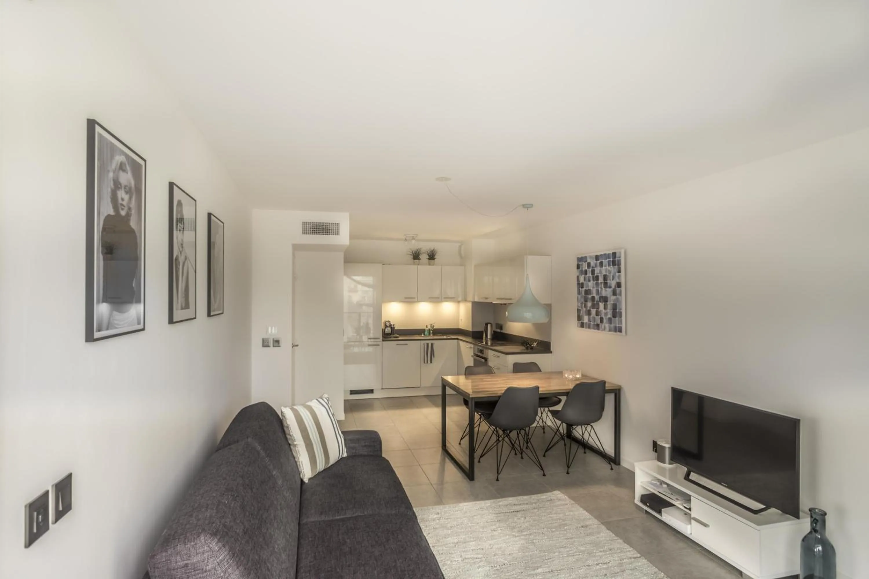 Modern 1-Bed Apt near Croisette Palais - 1903