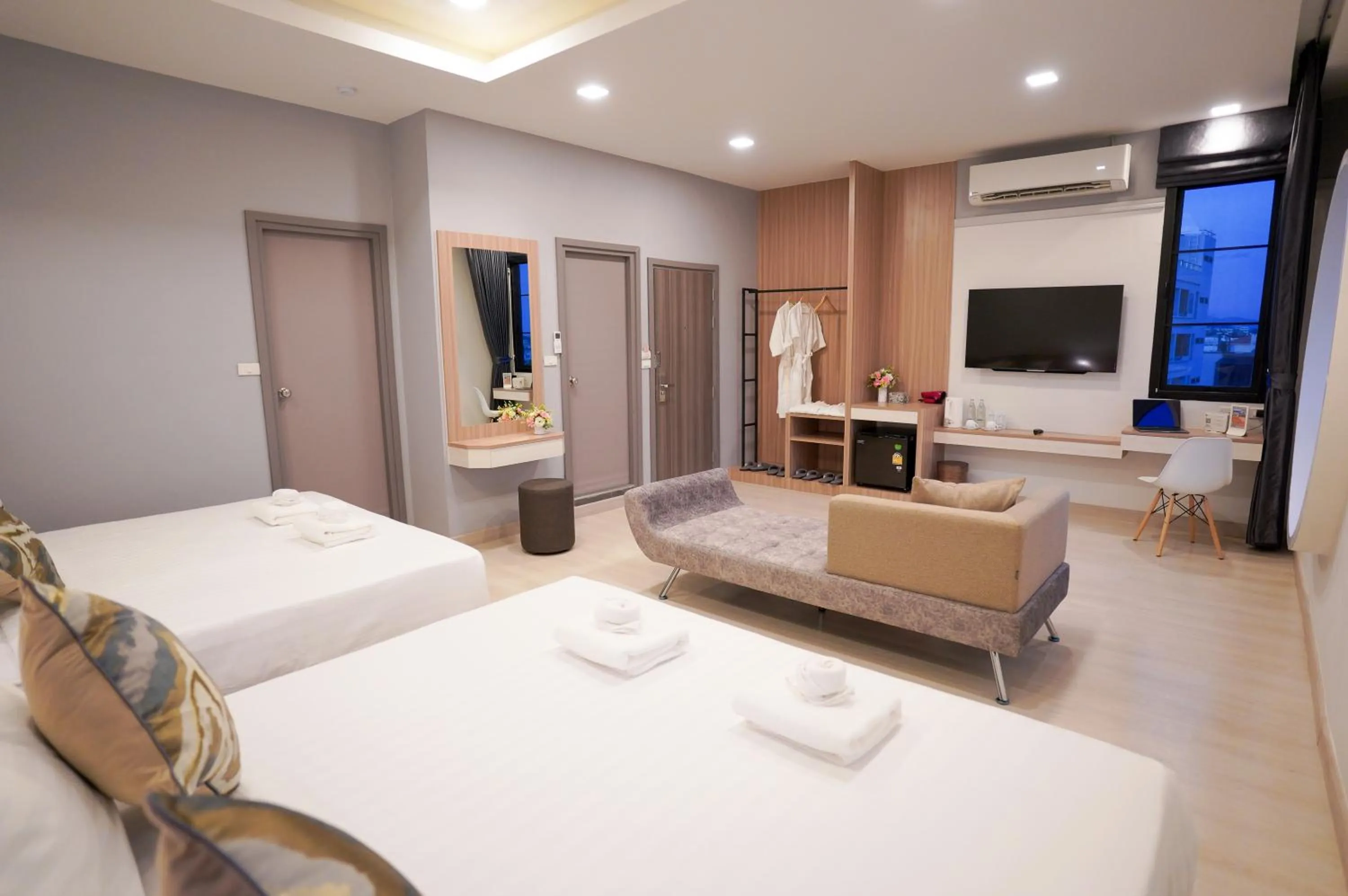 Bedroom, Bed in The Space Hotel Chiang Rai