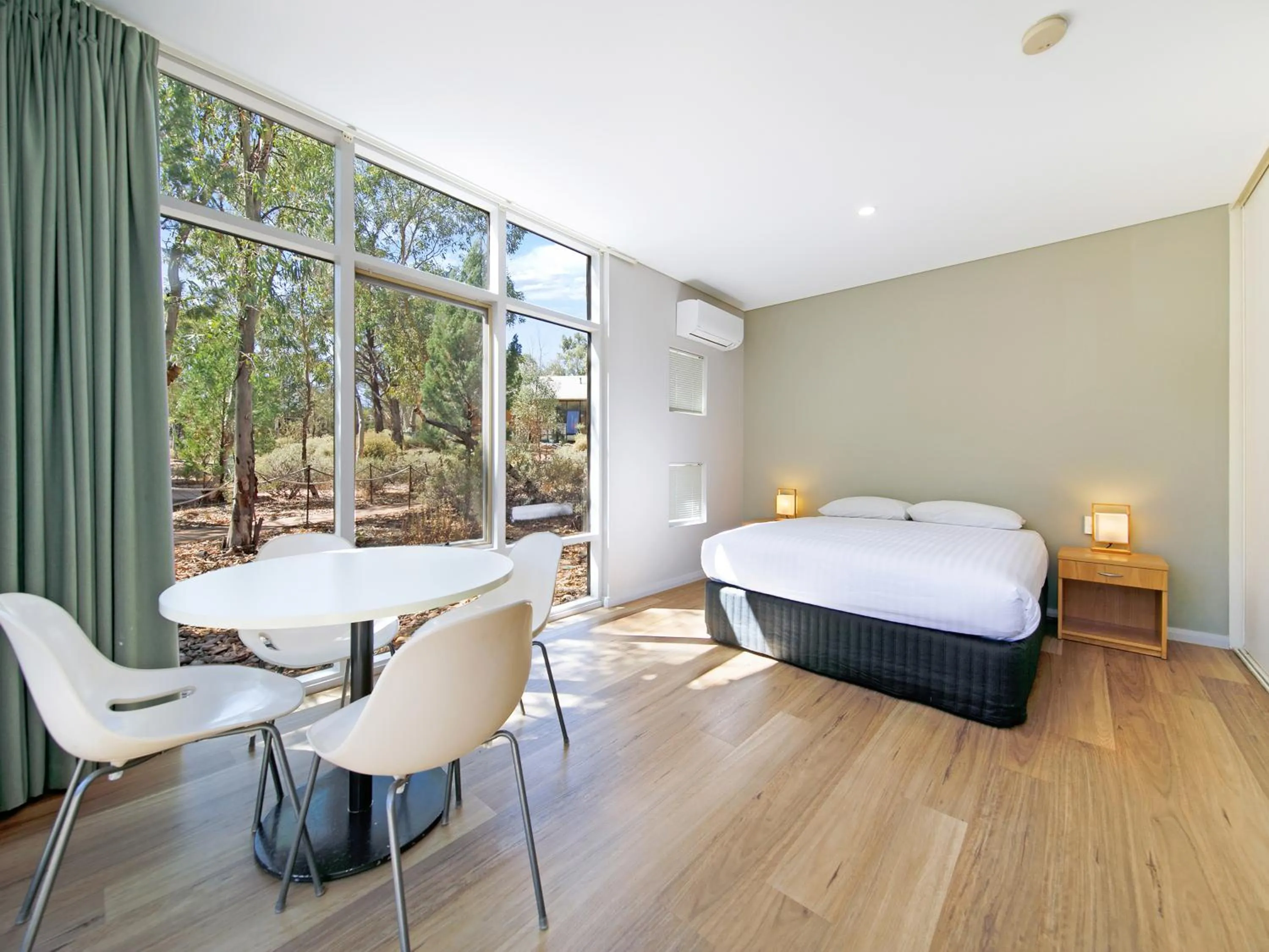 Bed in Discovery Resorts - Wilpena Pound