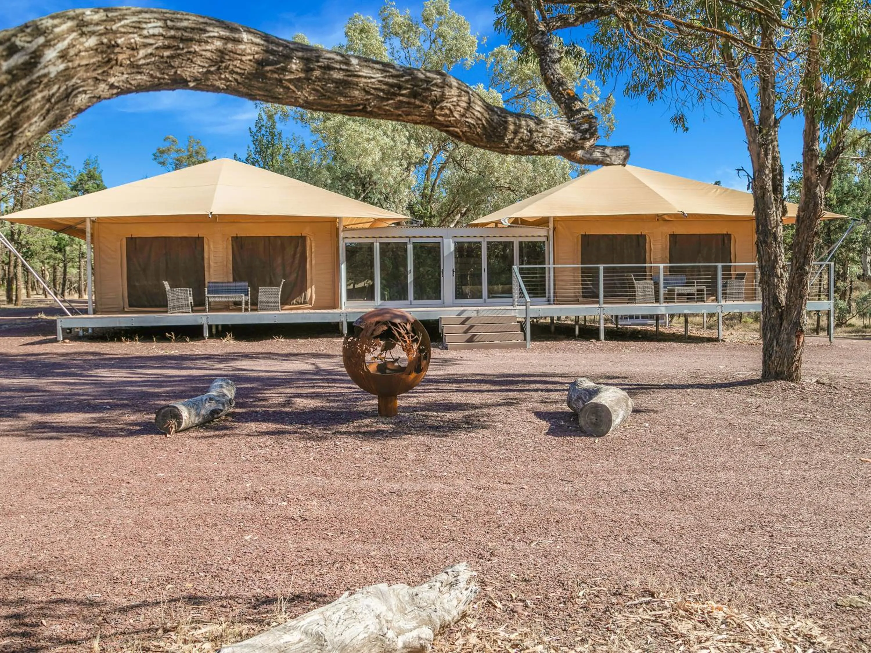 Property building in Discovery Resorts - Wilpena Pound