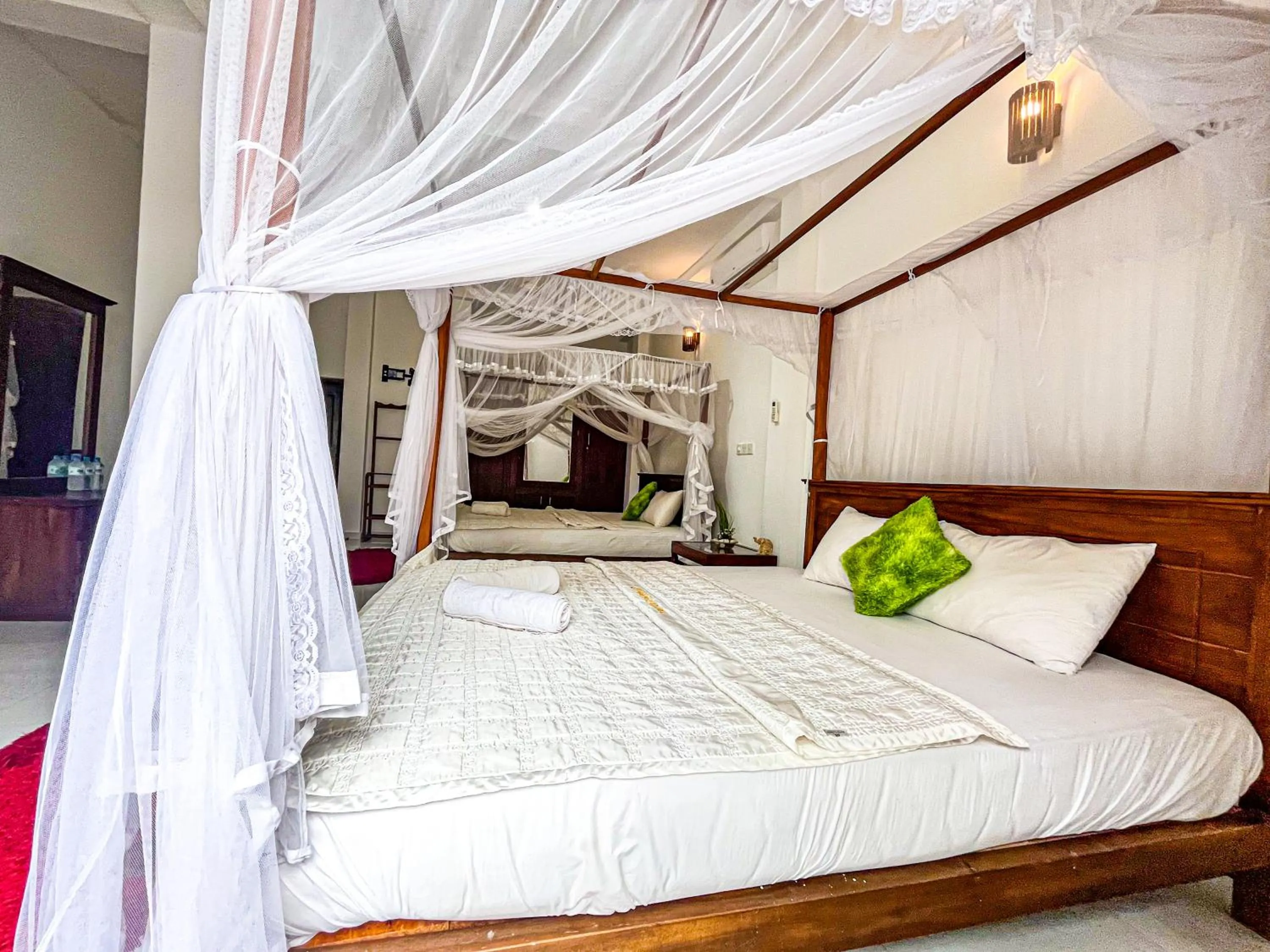Bed in Galle Camellia