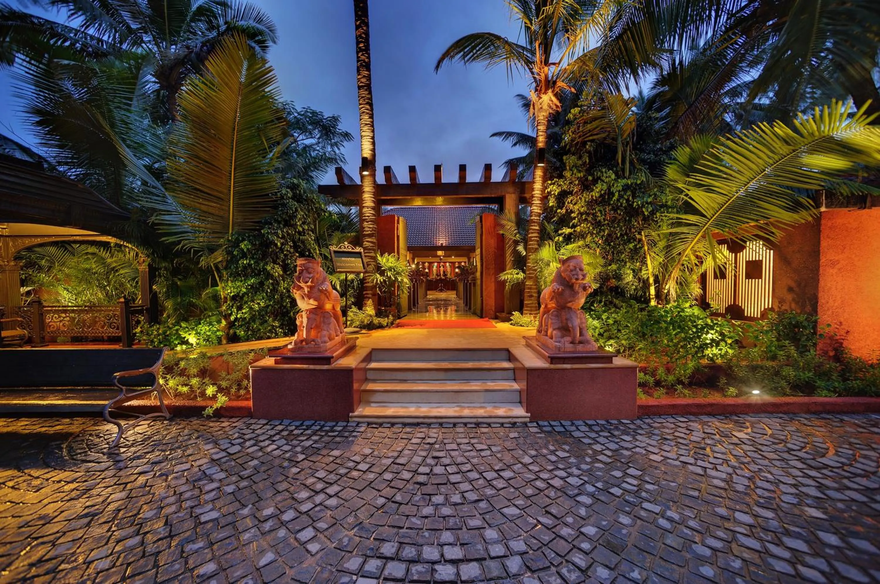 Facade/entrance in Fenicia Riverside Resort