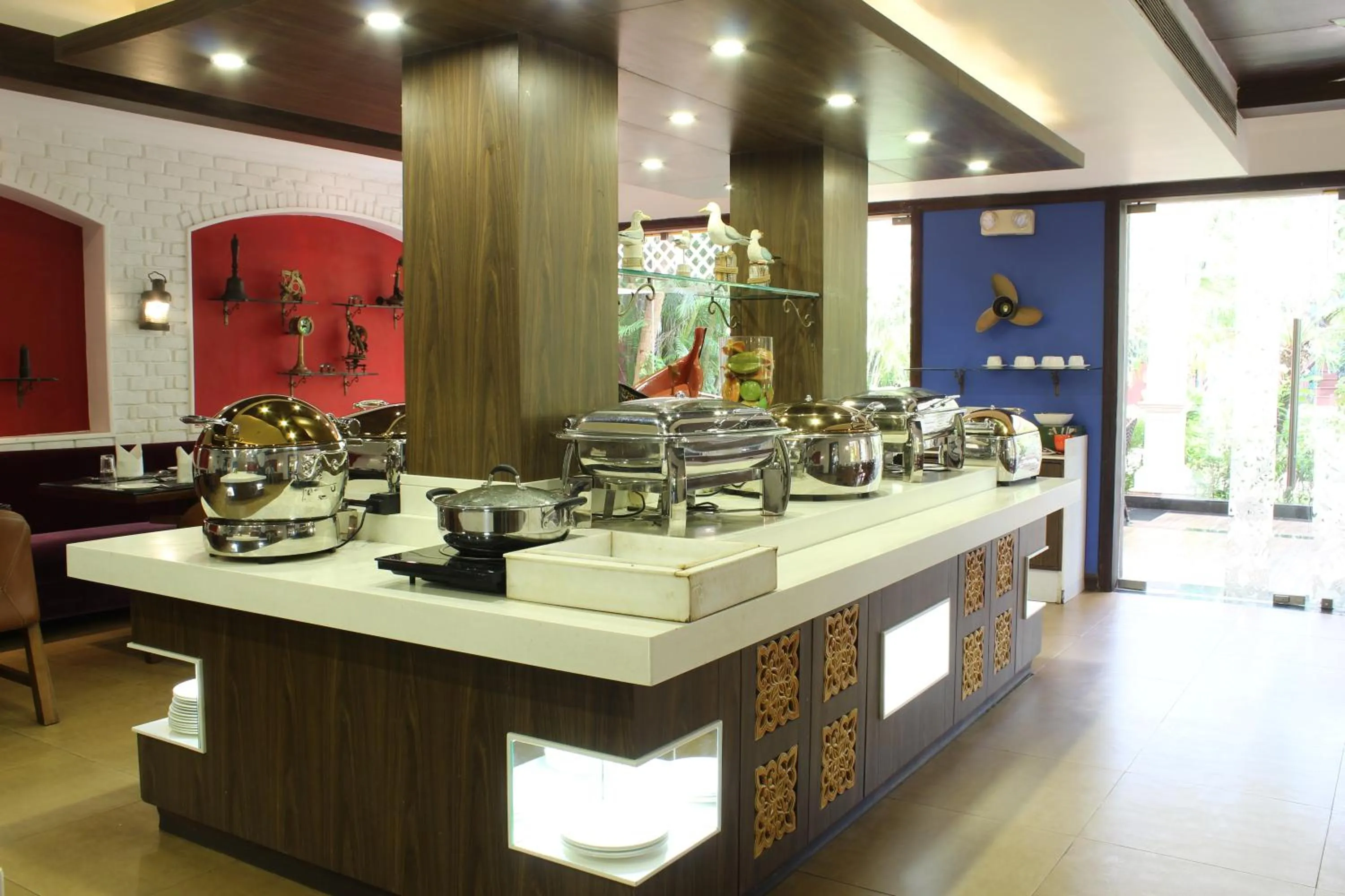 Restaurant/places to eat in Fenicia Riverside Resort