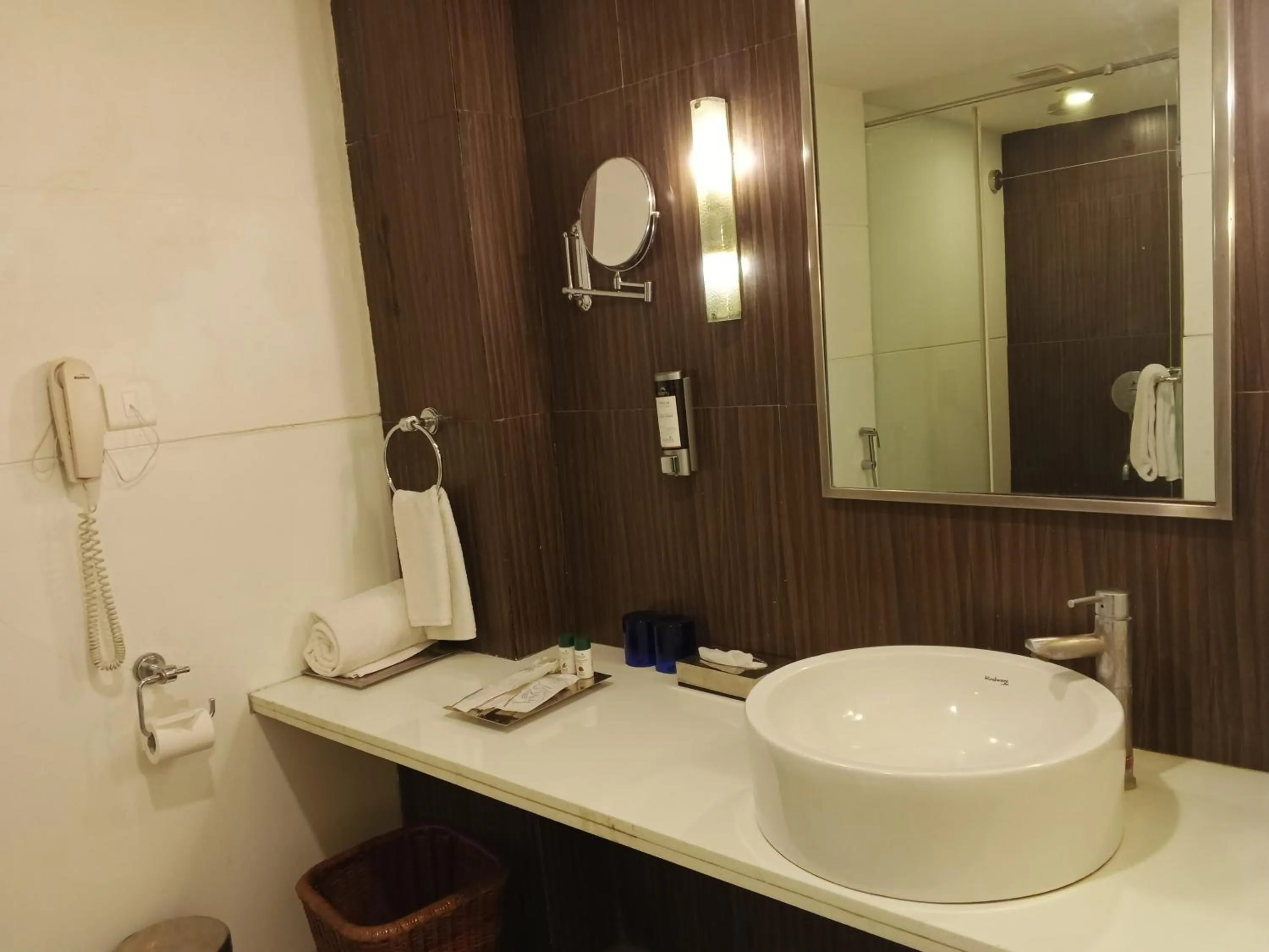 Bathroom in Fortune Murali Park, Vijayawada - Member ITC Hotels' Group