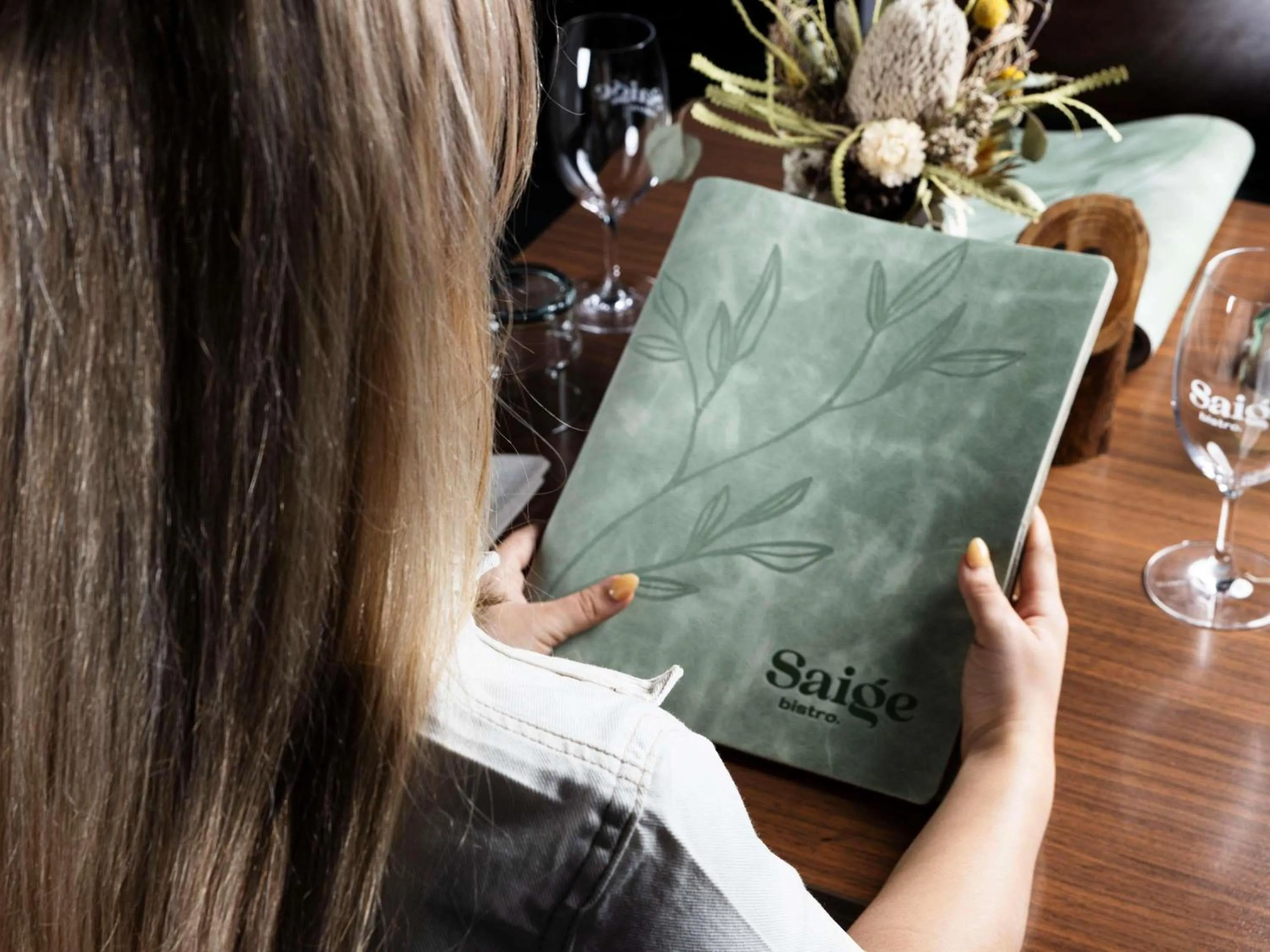 Restaurant/places to eat in Mercure Melbourne Caroline Springs