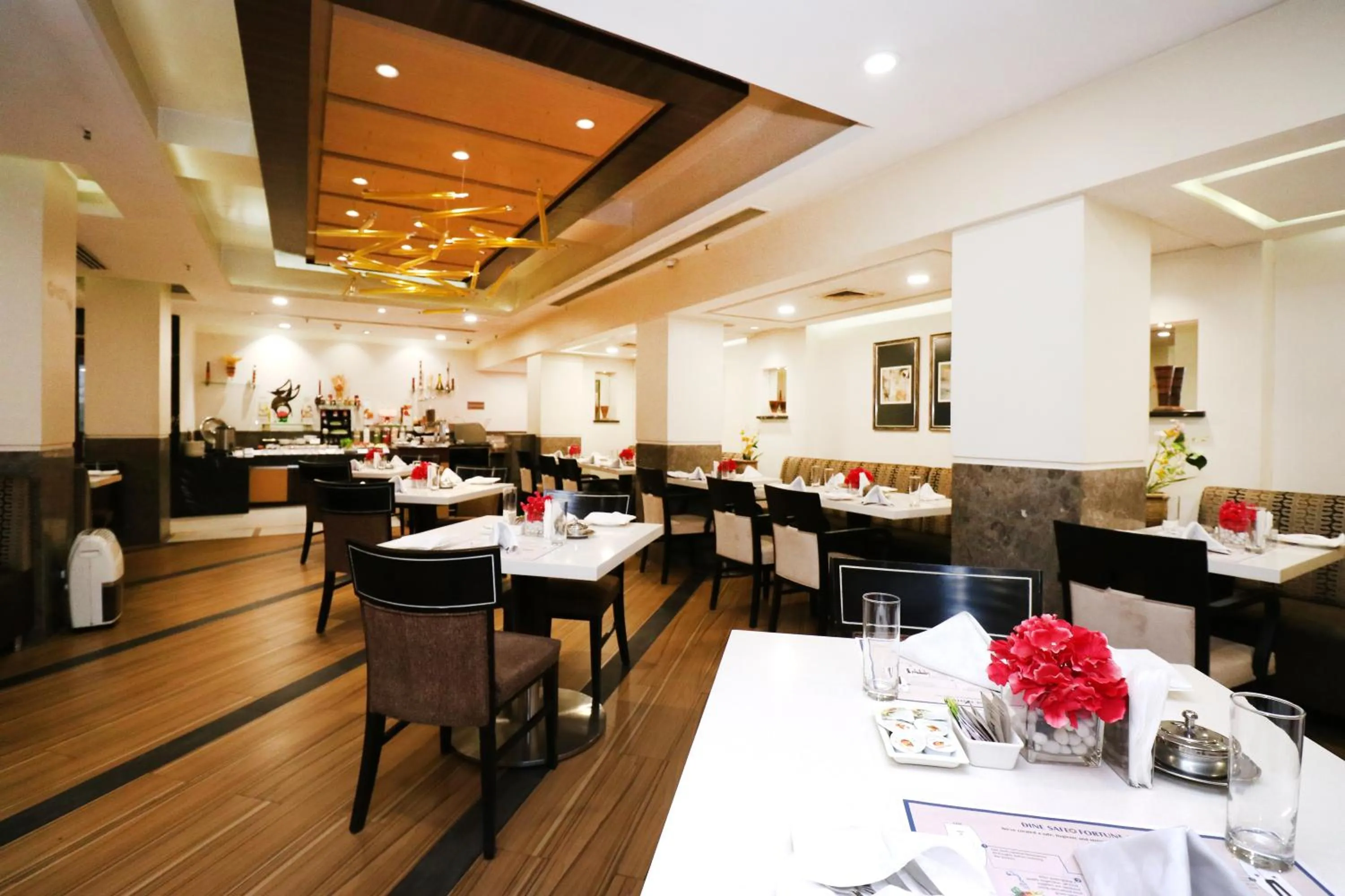 Restaurant/places to eat in Fortune Park Galaxy, Vapi - Member ITC Hotels' Group