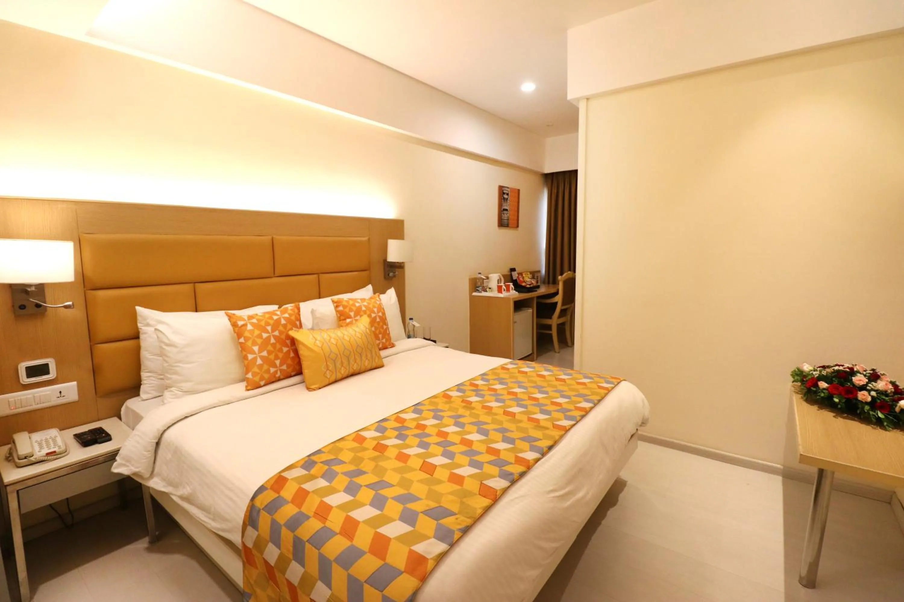 Bedroom, Bed in Fortune Park Galaxy, Vapi - Member ITC Hotels' Group
