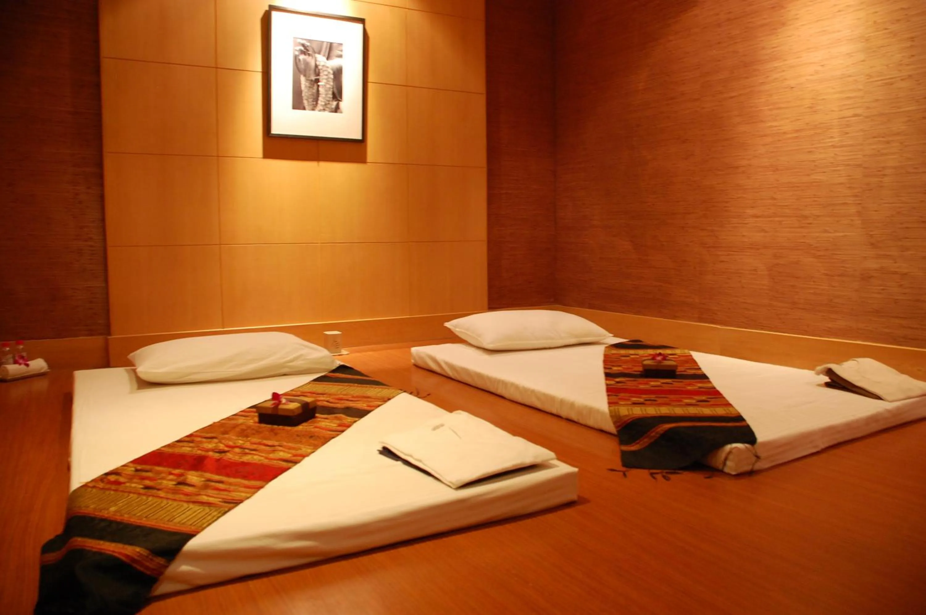 Spa and wellness centre/facilities, Bed in Ellaa Hotel Gachibowli