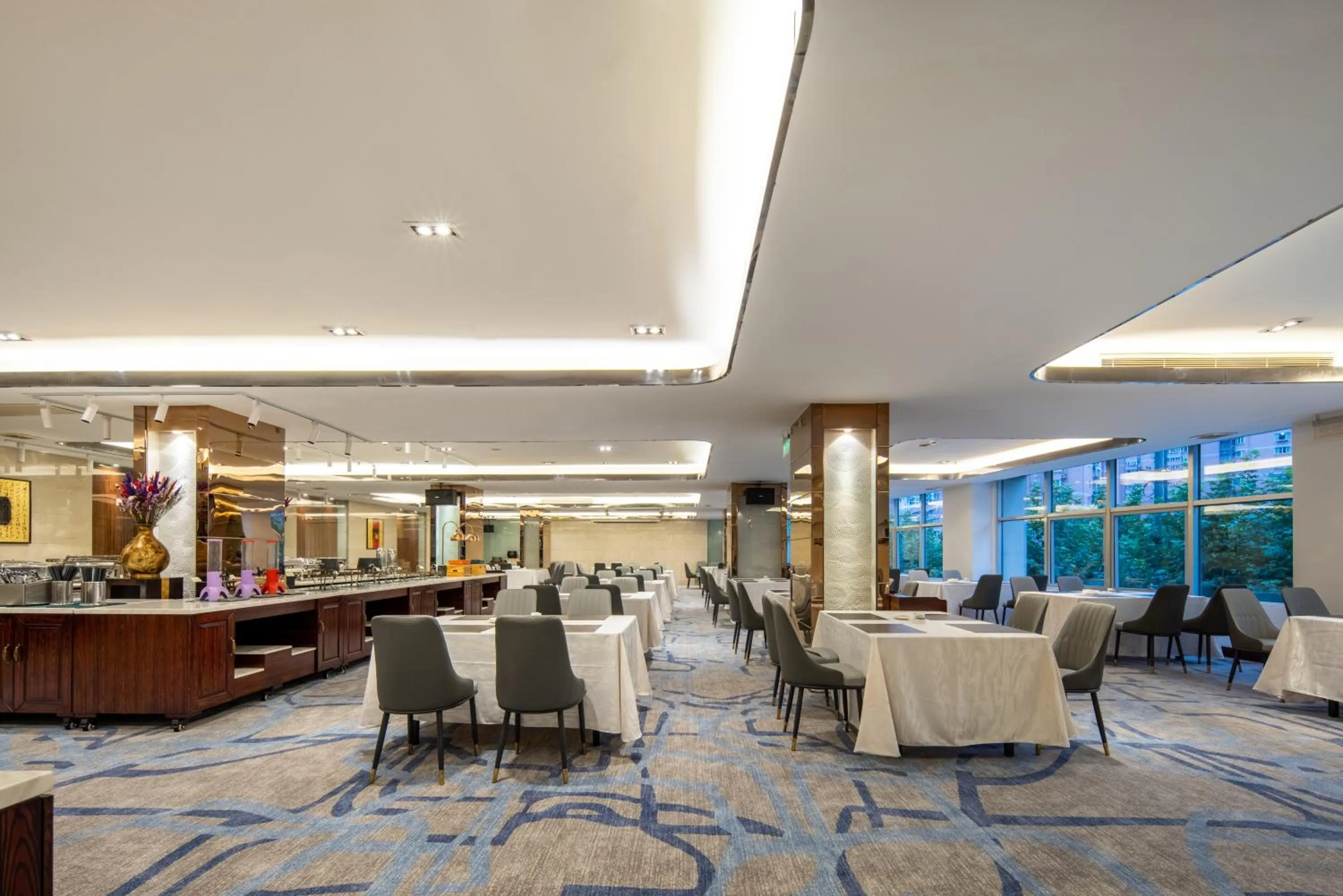 Gem Flower Hotel - North Bund