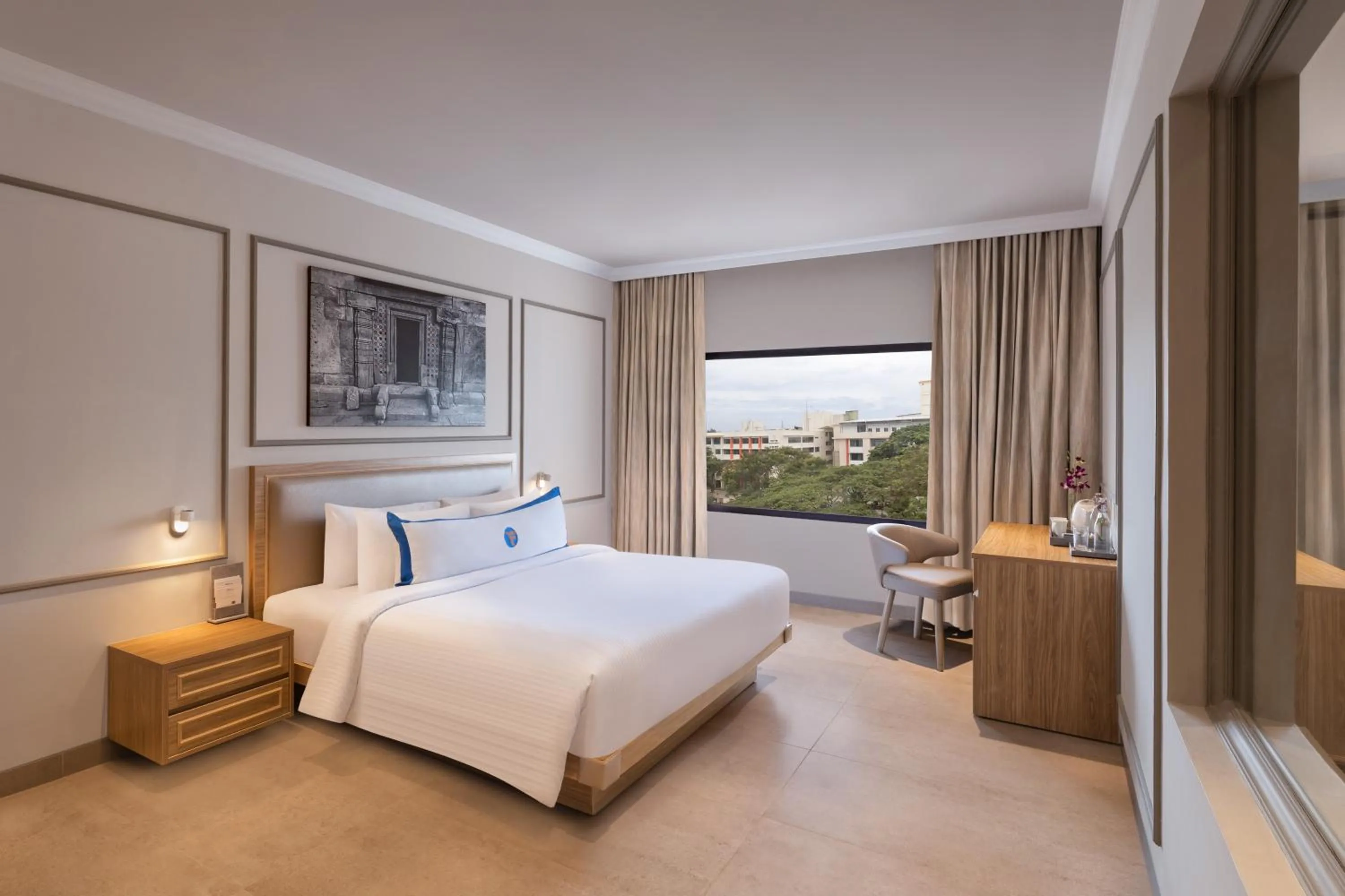 Photo of the whole room, Bed in Fortune Valley View, Manipal - Member ITC Hotels' Group