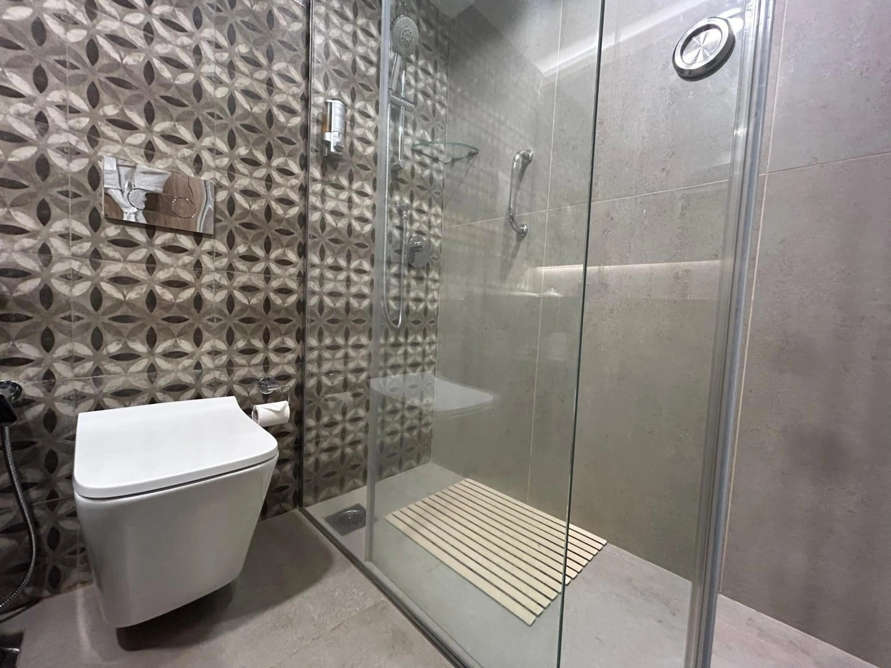 Bathroom in Fortune Valley View, Manipal - Member ITC Hotels' Group