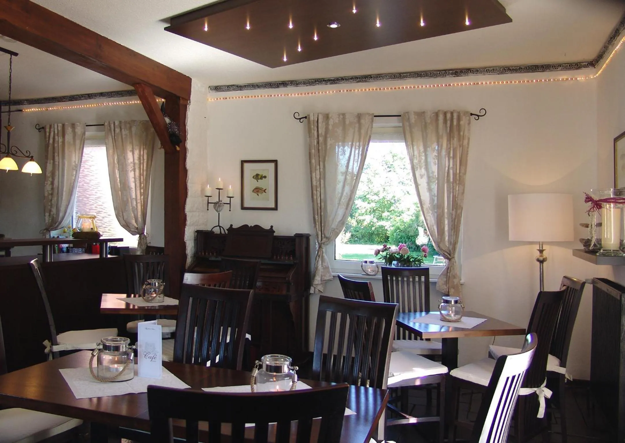 Lounge or bar in Hotel Garni Landhaus Uttum