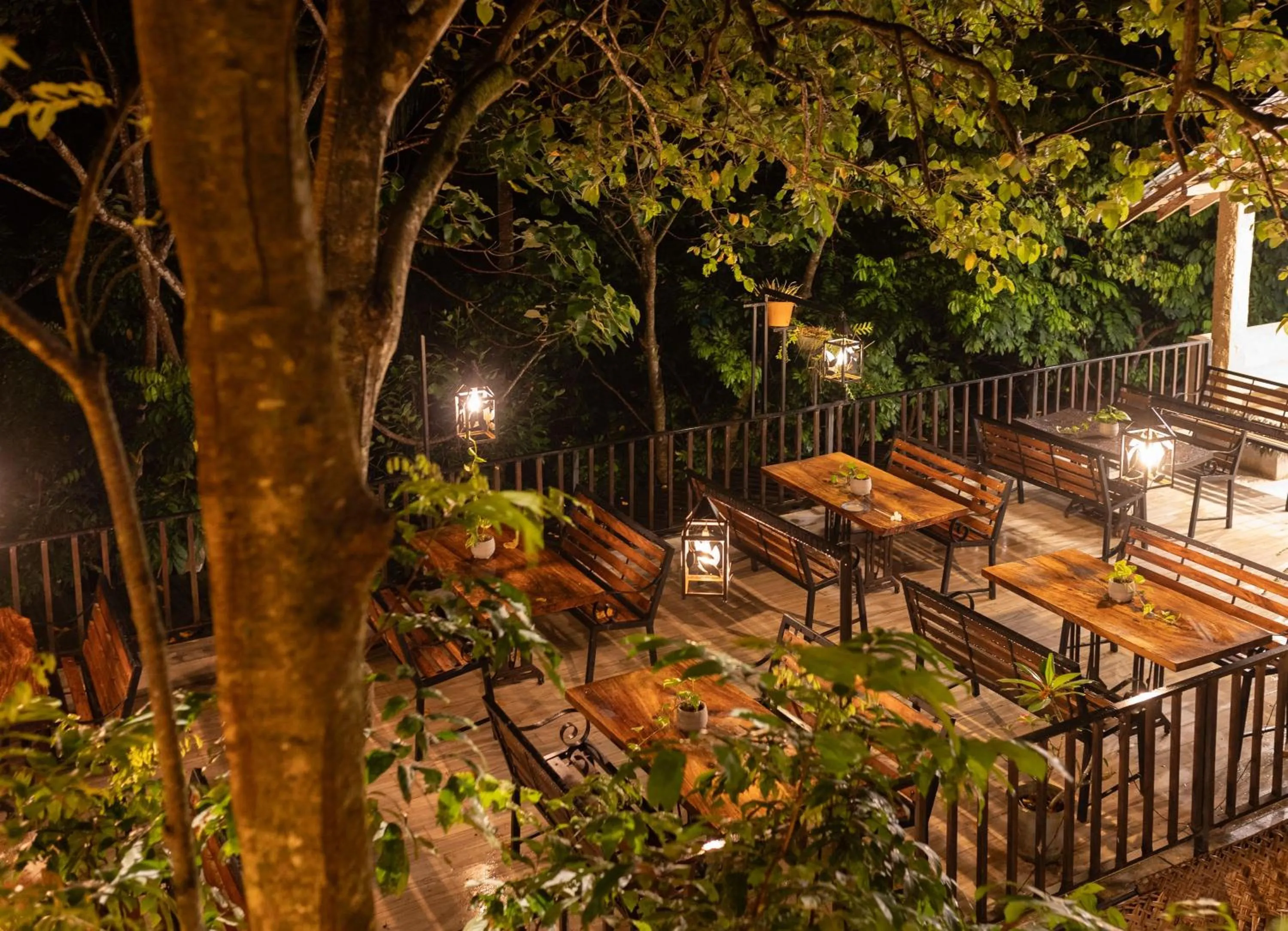 Jungle Village Unawatuna