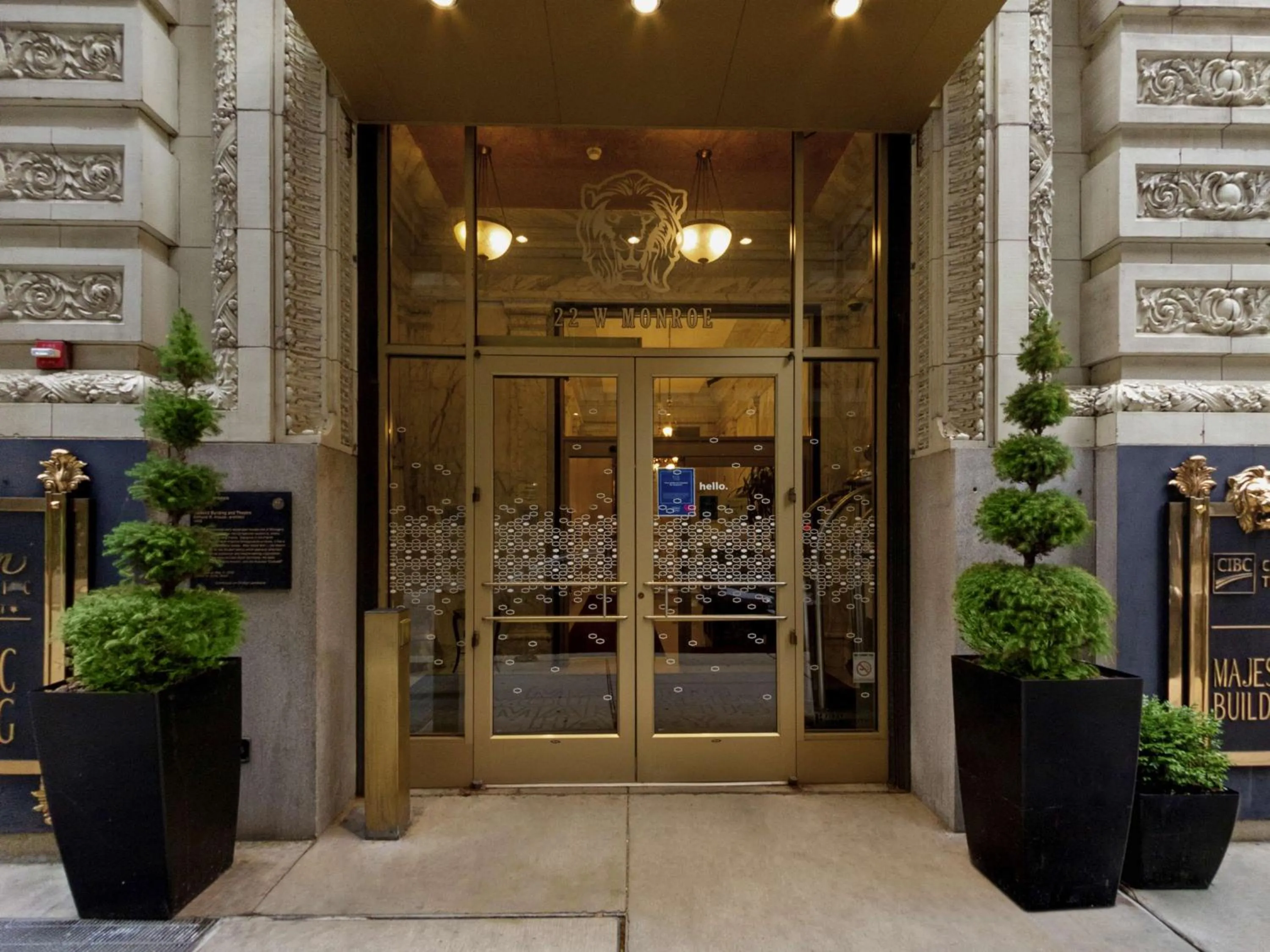 Property building in Hampton Inn Majestic Chicago Theatre District